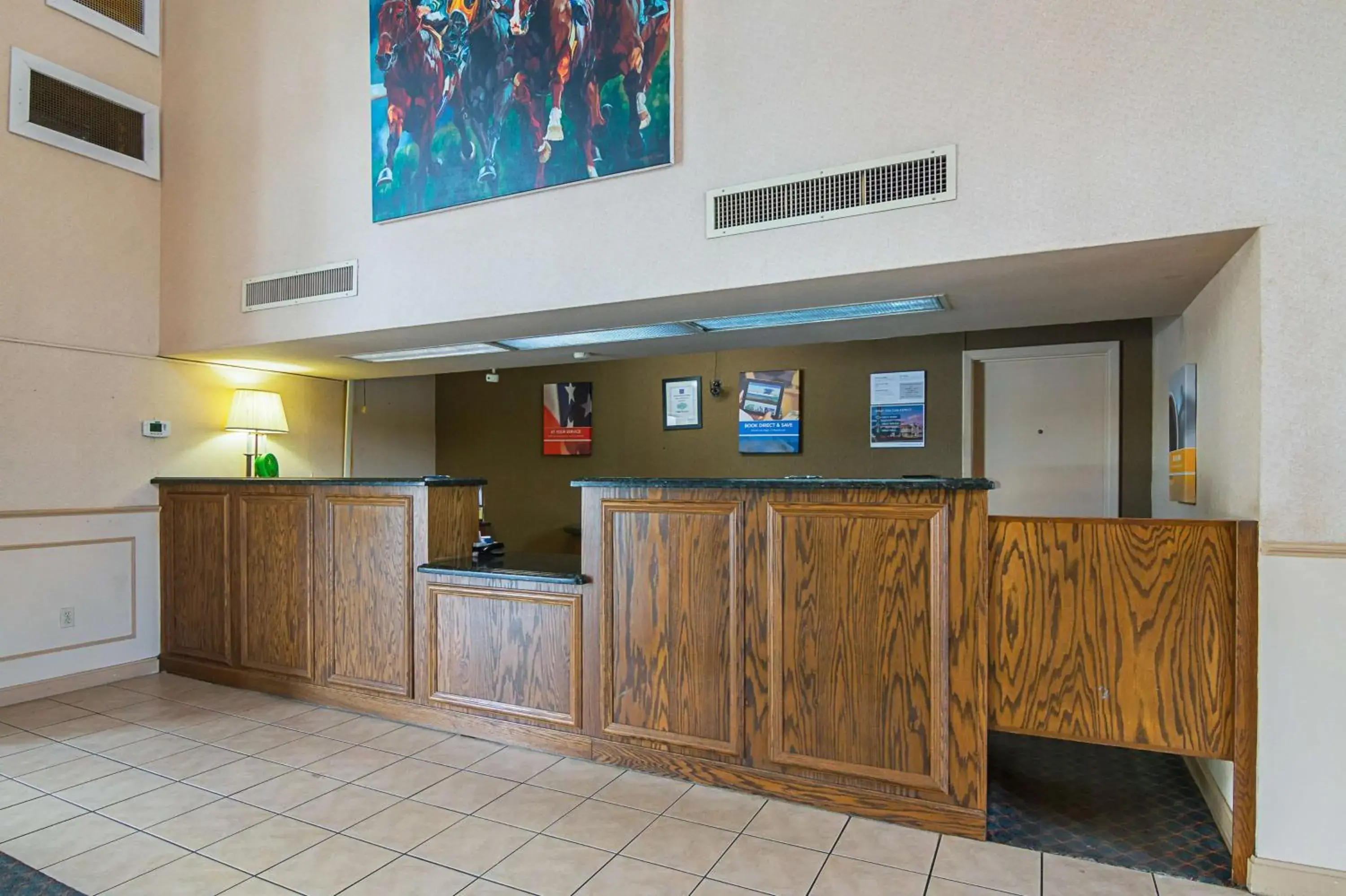 Lobby or reception, Lobby/Reception in Motel 6-Ocala, FL - Conference Center