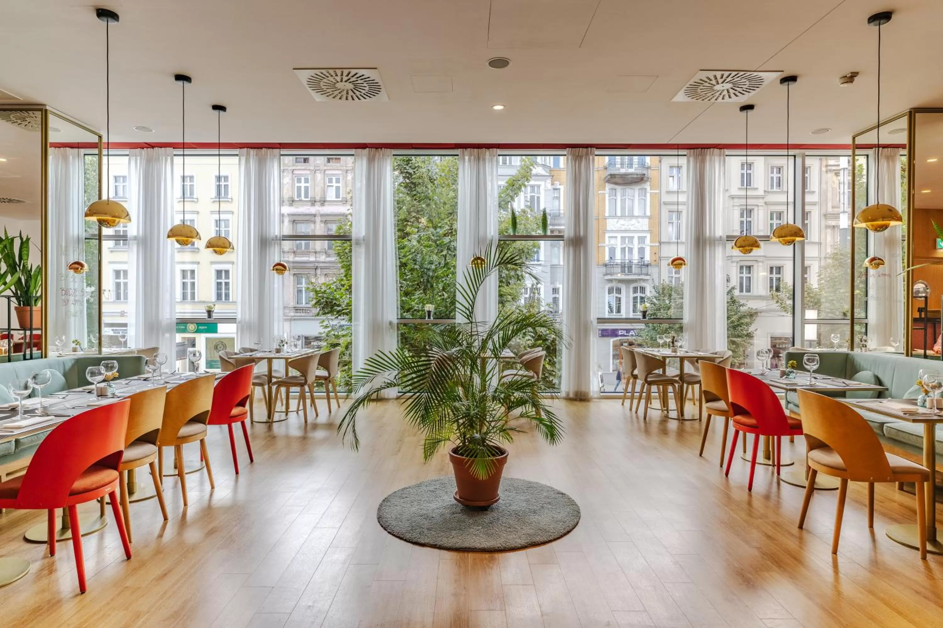 Restaurant/places to eat in Hotel Altus Poznań Old Town - Destigo Hotels