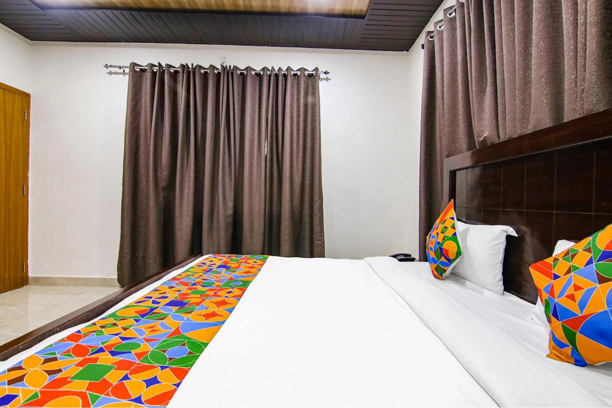 Photo of the whole room, Bed in FabHotel Prime Olive Lake View