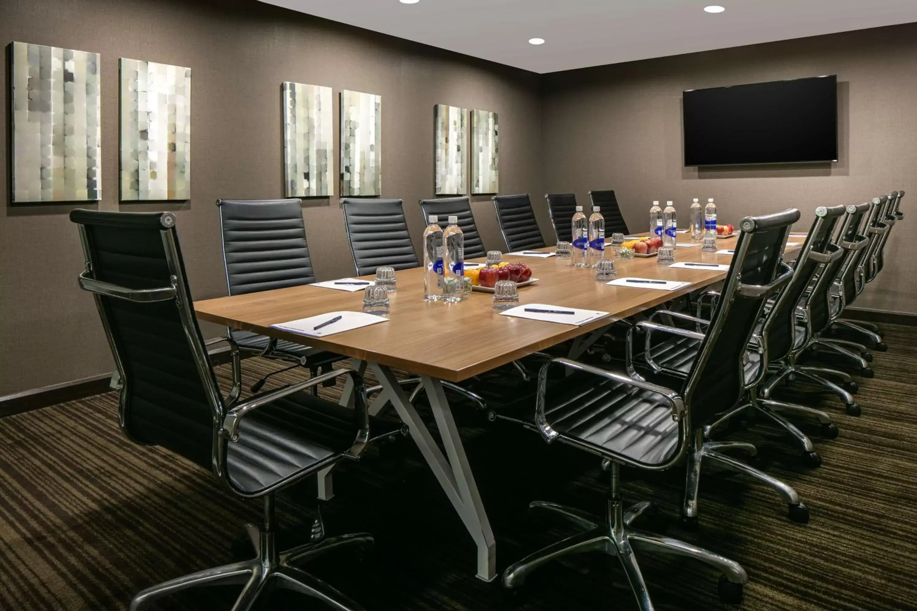 Meeting/conference room in DoubleTree by Hilton Dallas Market Center