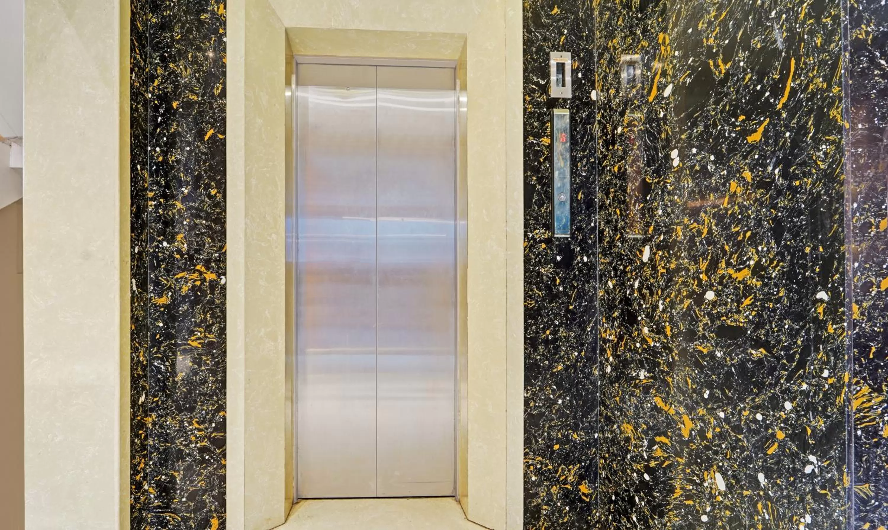 elevator in Treebo Vinayak Inn, 600 Mts From Coimbatore Railway Station