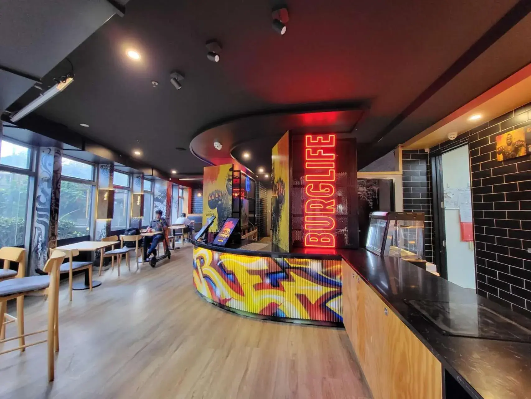 Restaurant/places to eat in Empire Apartments Restaurant/places to eat in Empire Apartments