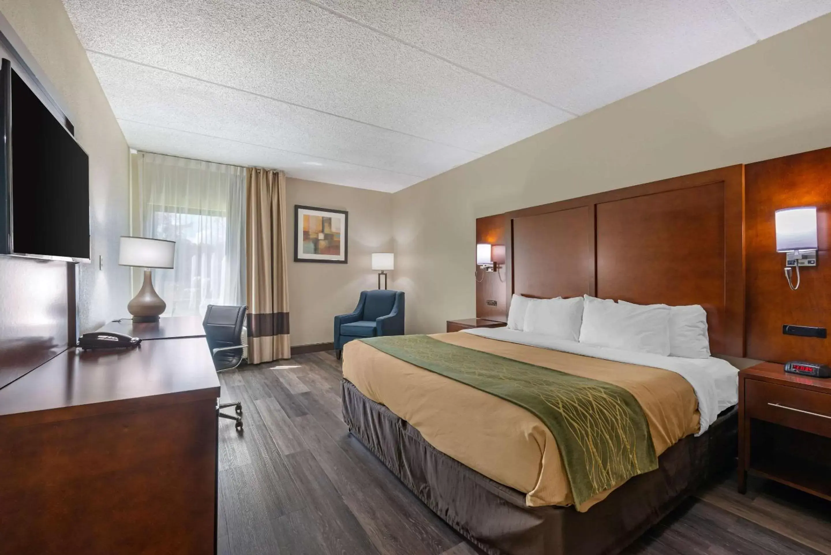 Photo of the whole room, Bed in Comfort Inn Yulee - Fernandina Beach