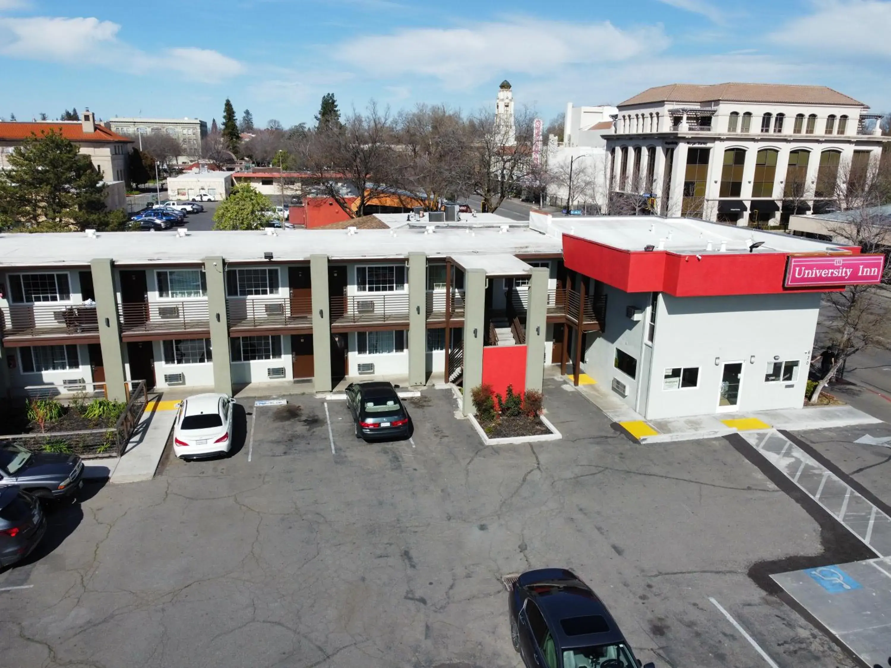 Property building in University Inn Chico