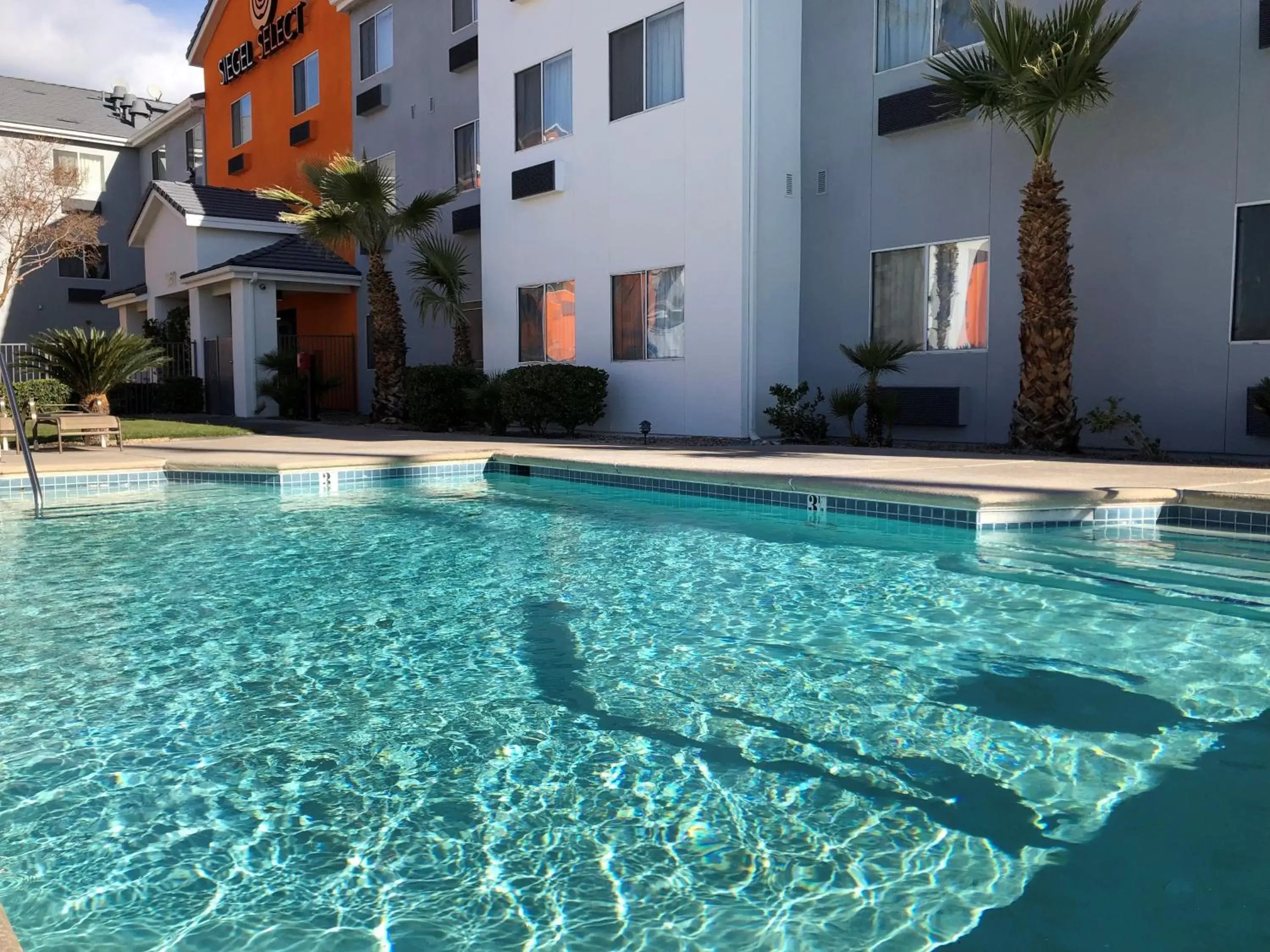 Swimming Pool in Siegel Select Las Vegas Boulevard