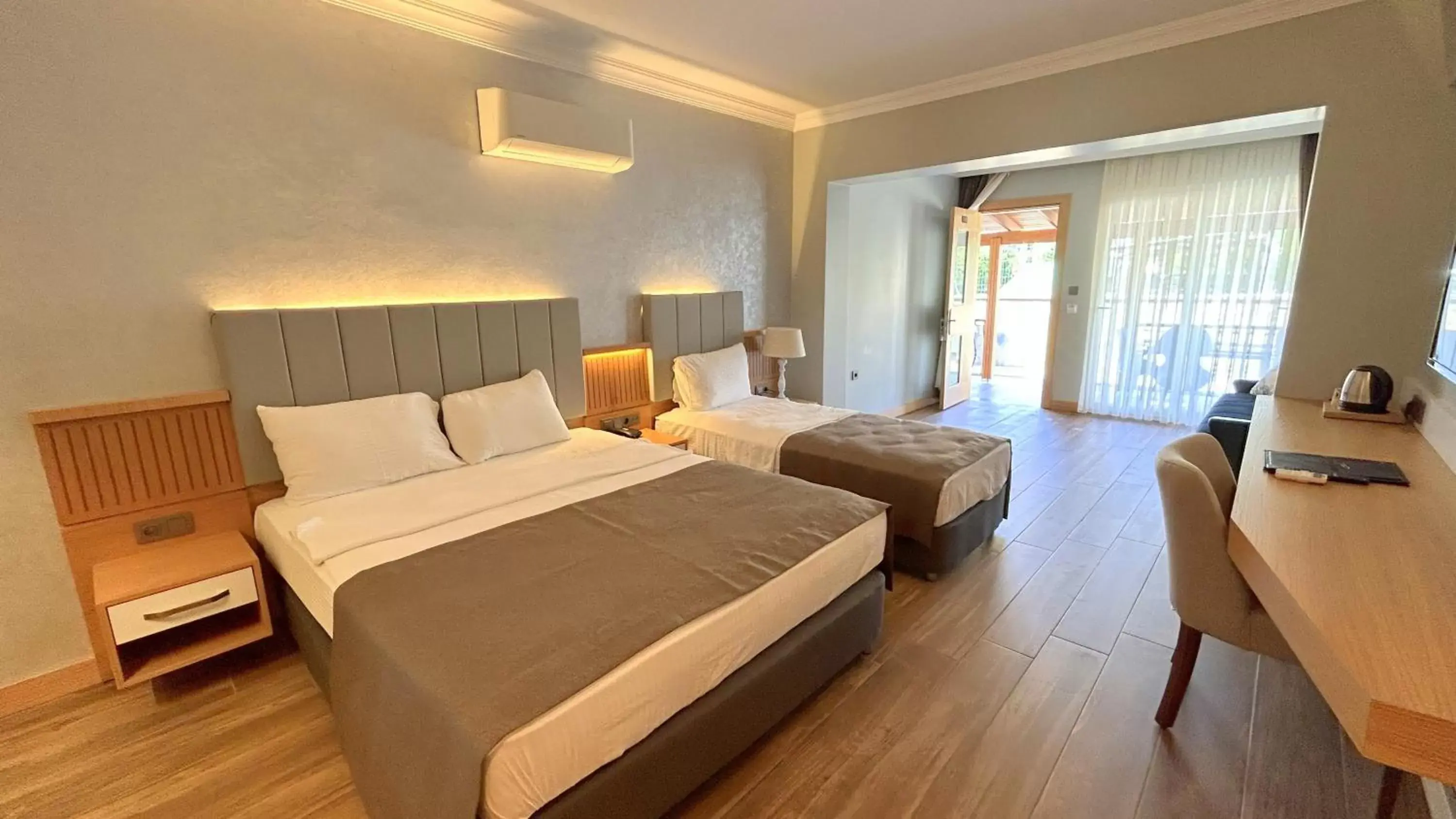 Superior Triple Room in Istankoy Hotel