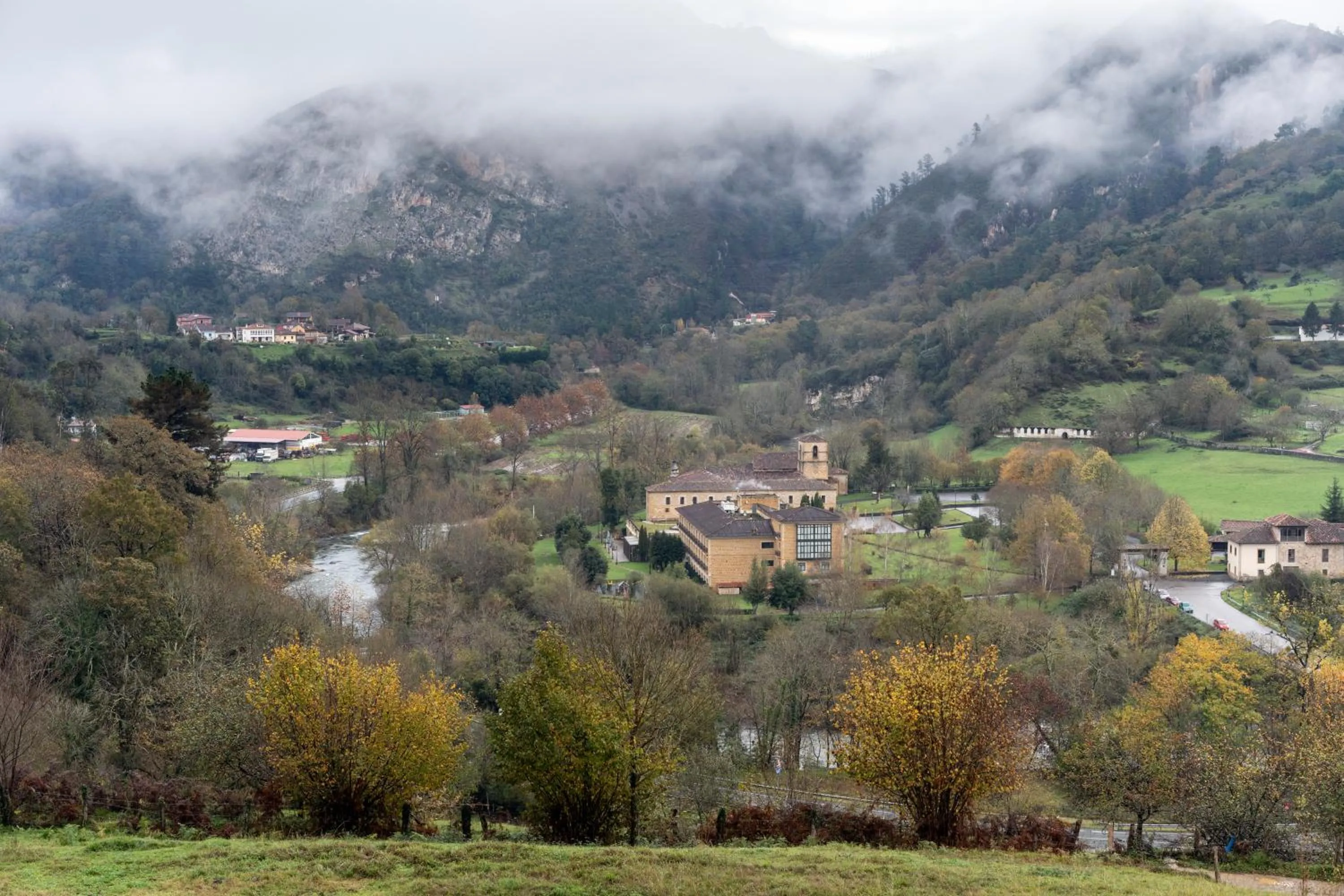 Property building in Parador de Cangas de Onís