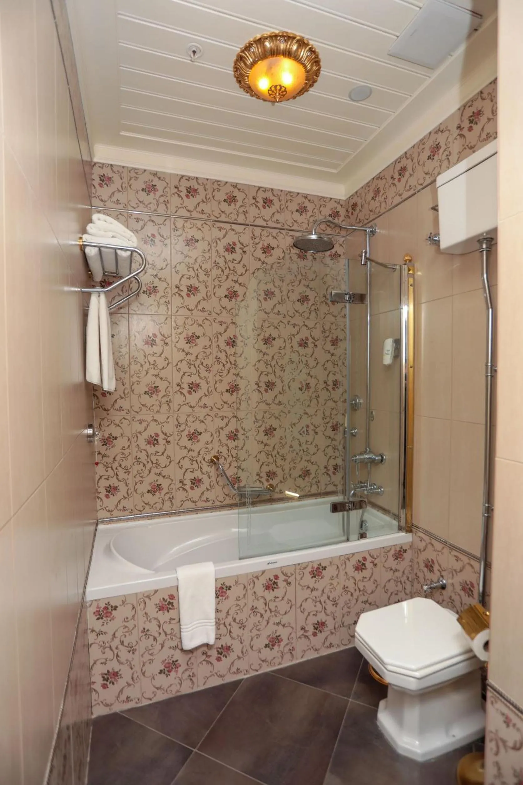 Bathroom in Limak Yalova Thermal Boutique Hotel