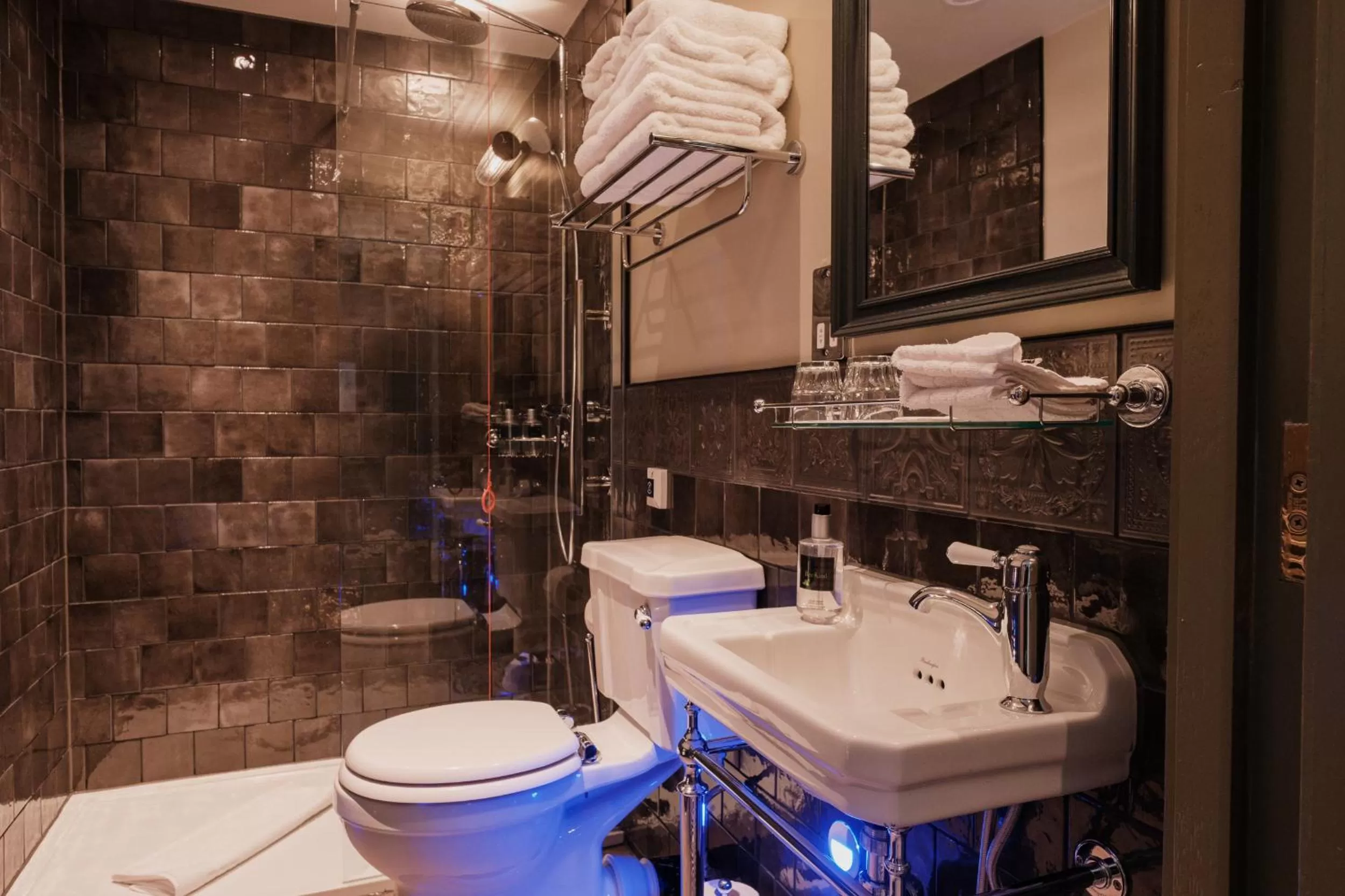 Bathroom in The Sanctuary House Hotel