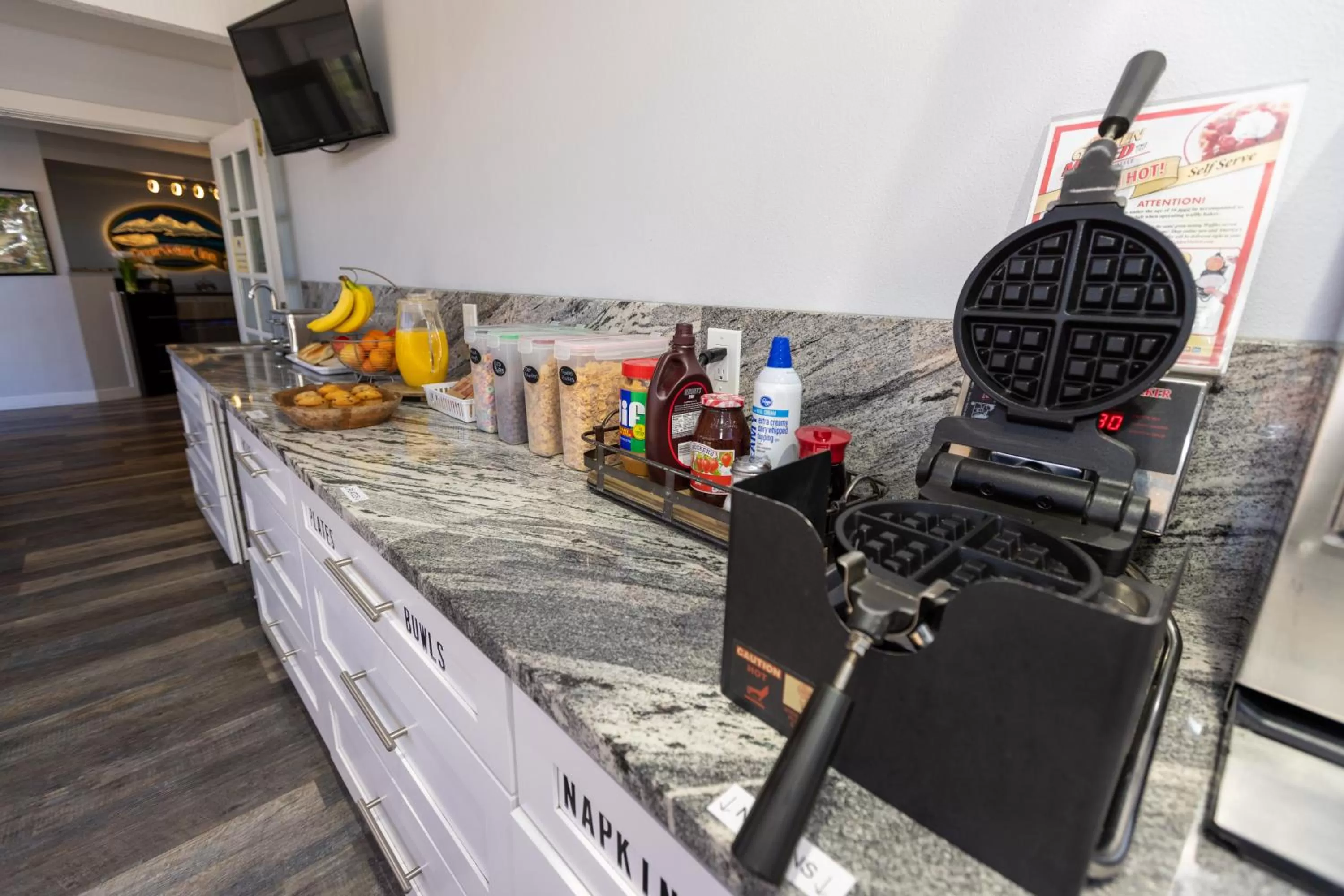 Area and facilities in RiverWalk Inn