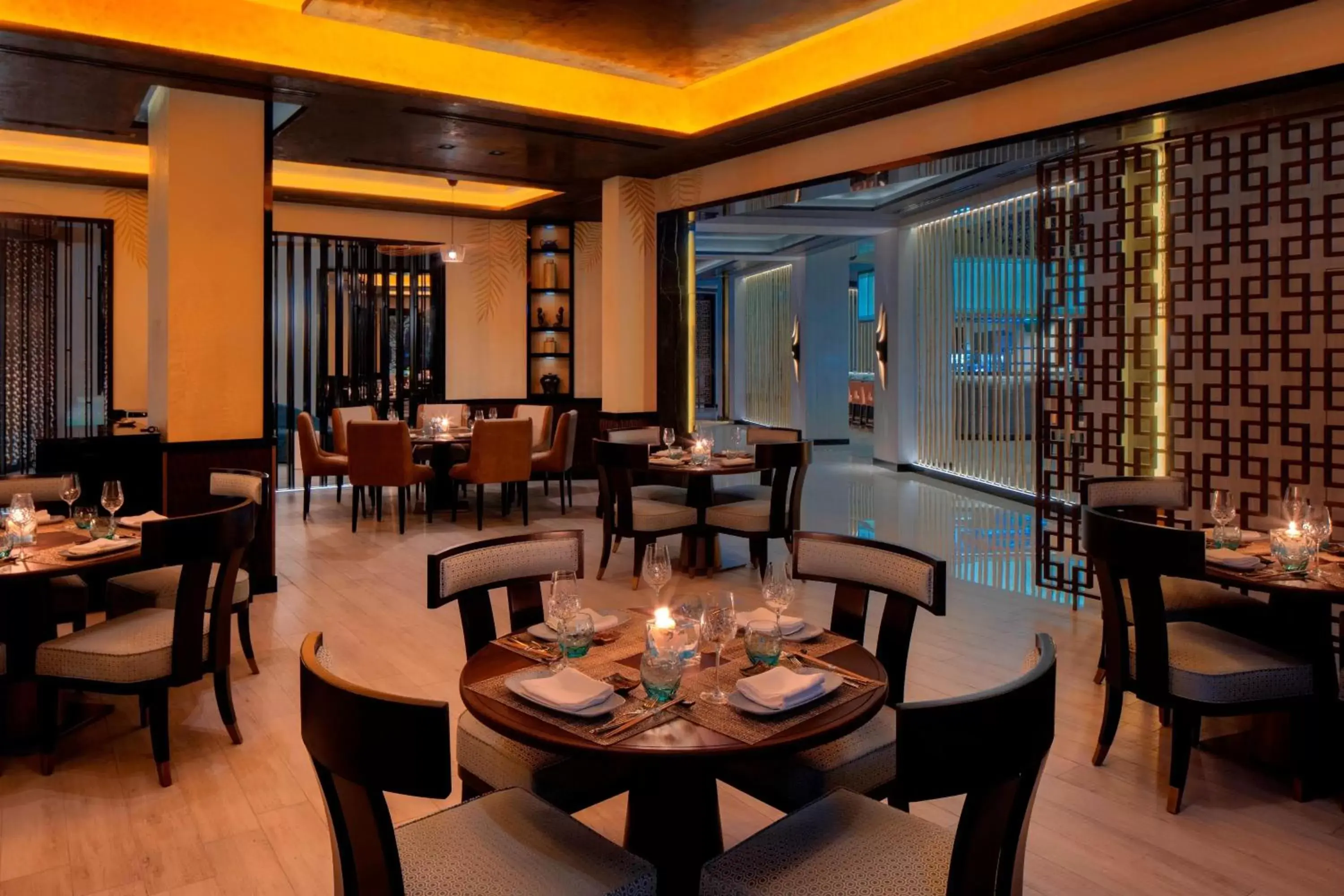 Beach, Restaurant/Places to Eat in The St. Regis Saadiyat Island Resort, Abu Dhabi