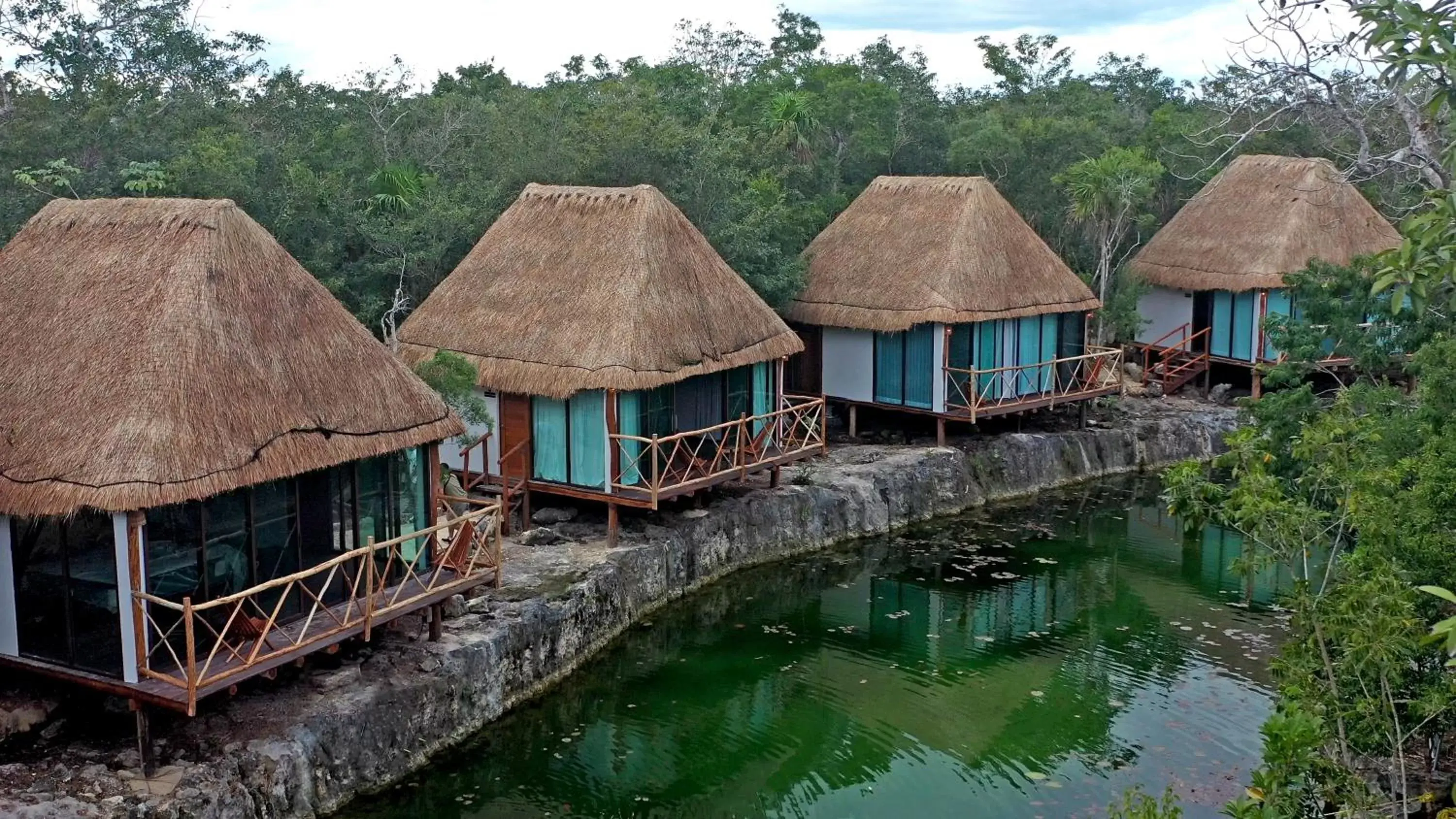 Property building, Swimming Pool in Zamna eco-lodge Tulum