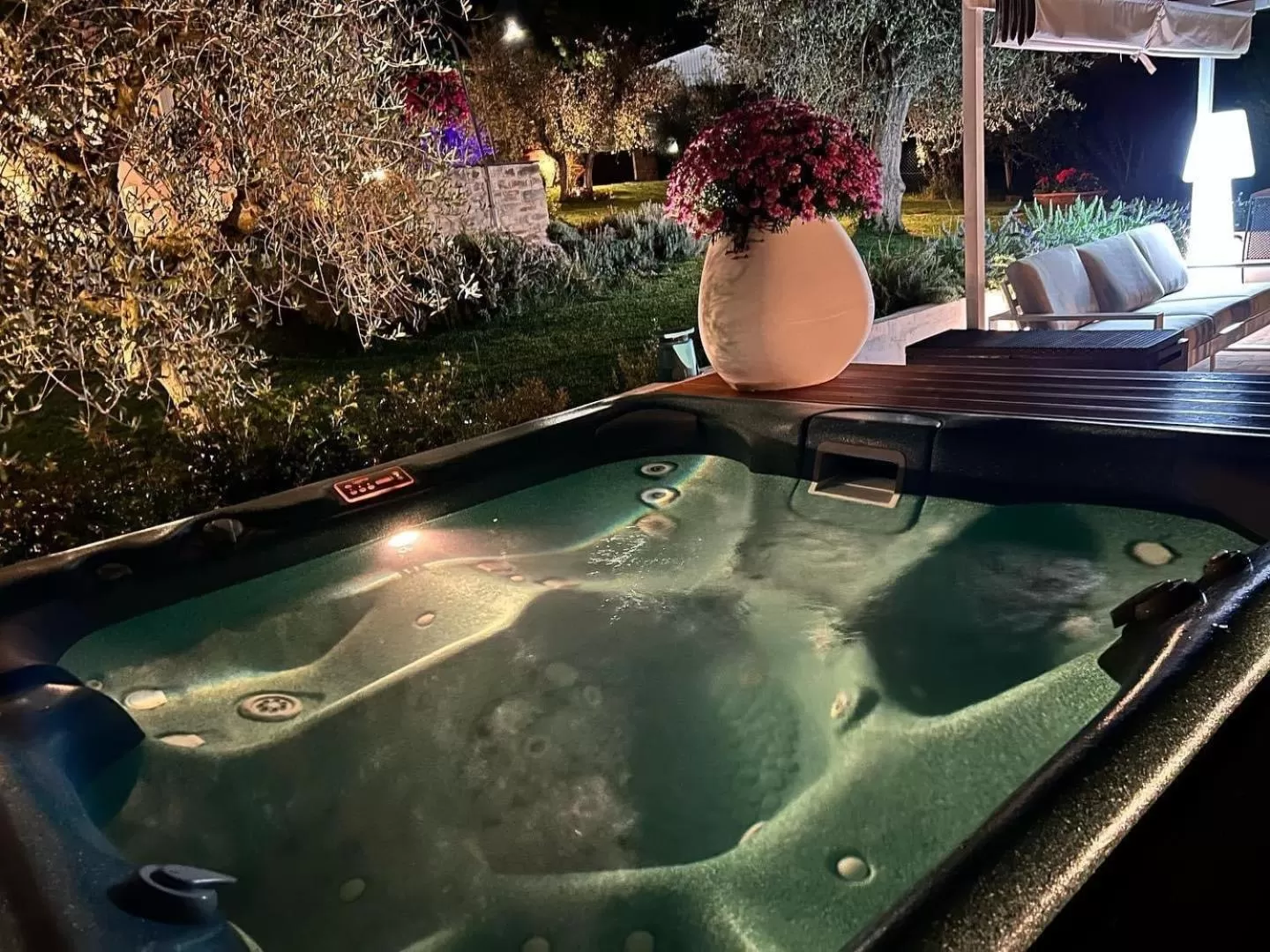 Hot Tub in CorteViva Boutique B&B