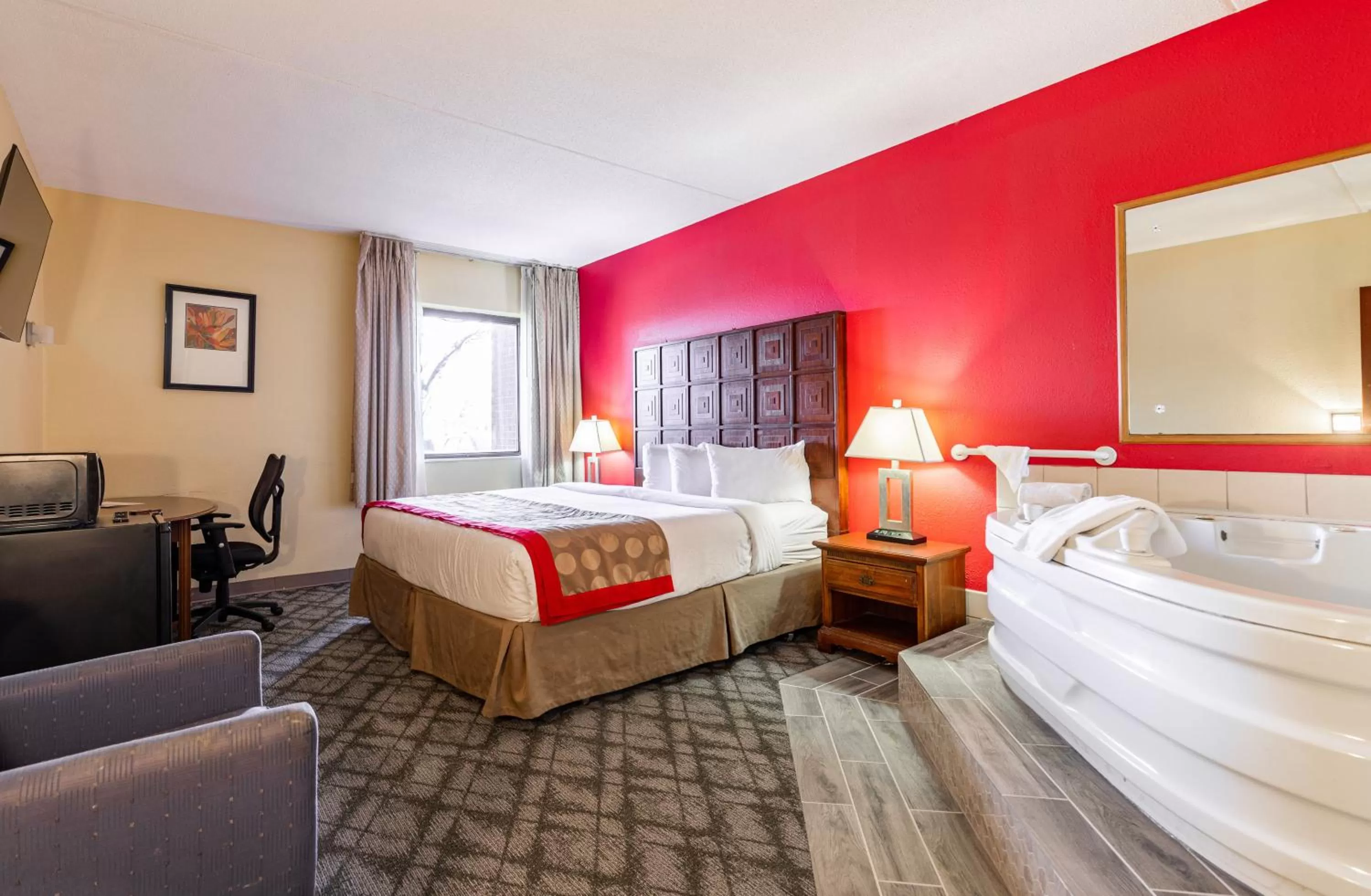 Bed in Ramada by Wyndham Columbus North