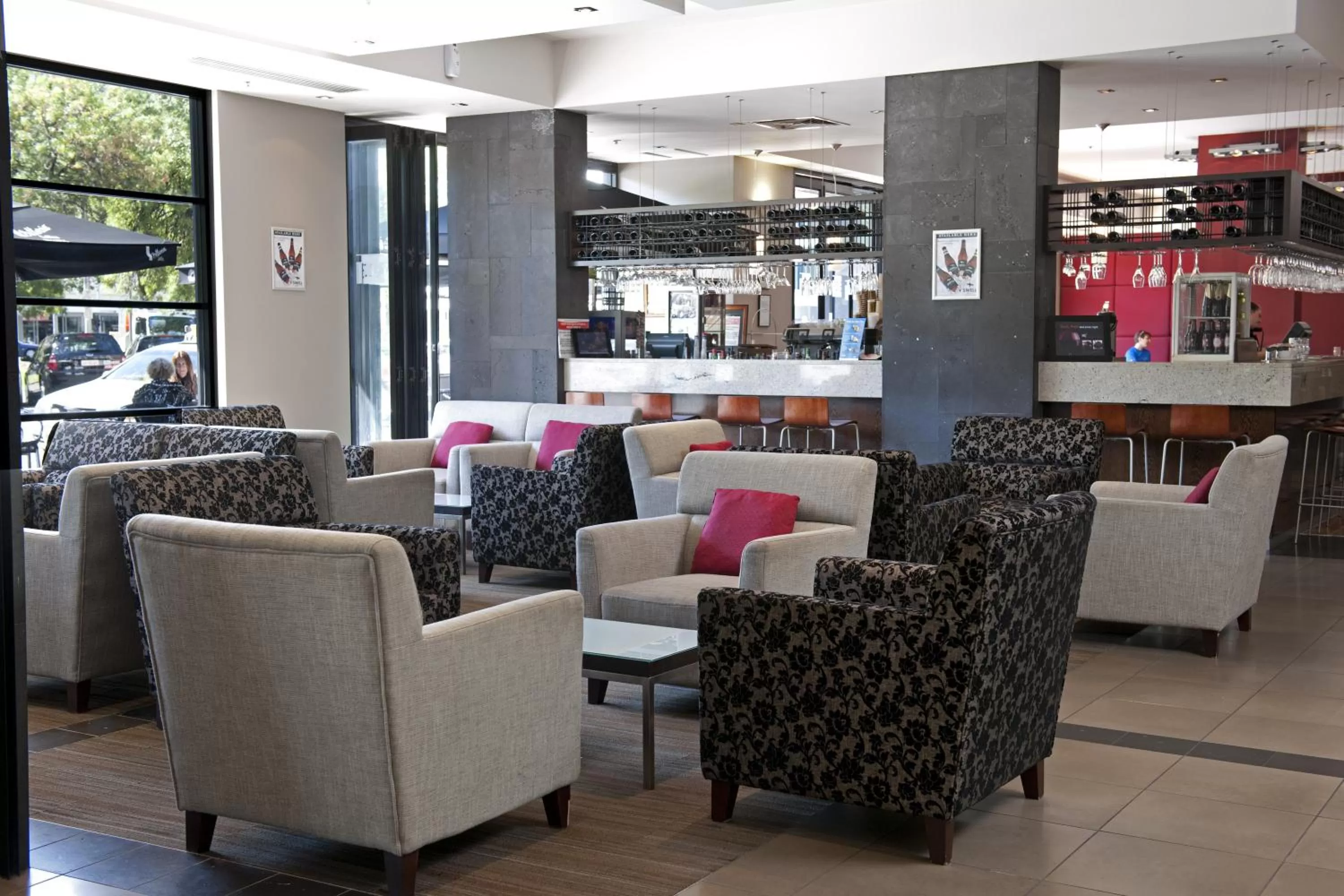 Lounge or bar in Mantra Hindmarsh Square