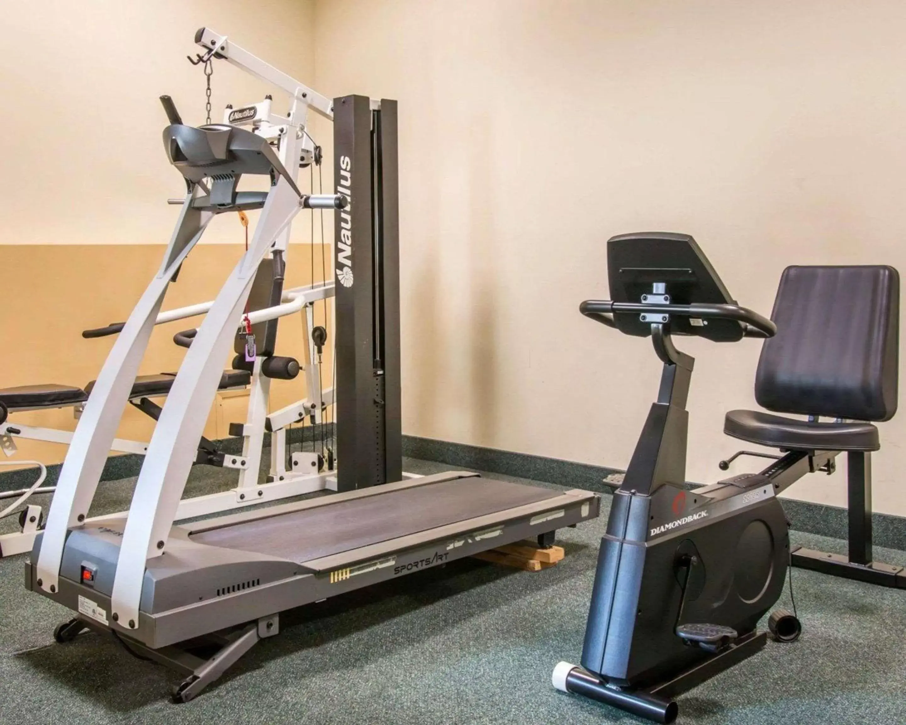 Fitness centre/facilities, Fitness Center/Facilities in Quality Inn & Suites Next to the Casino