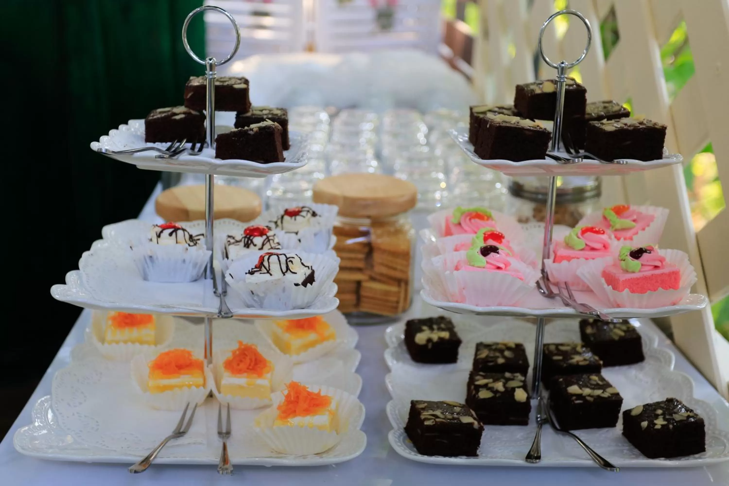 Buffet breakfast in Anchan Laguna Hotel โรงแรมอัญชันลากูน่า