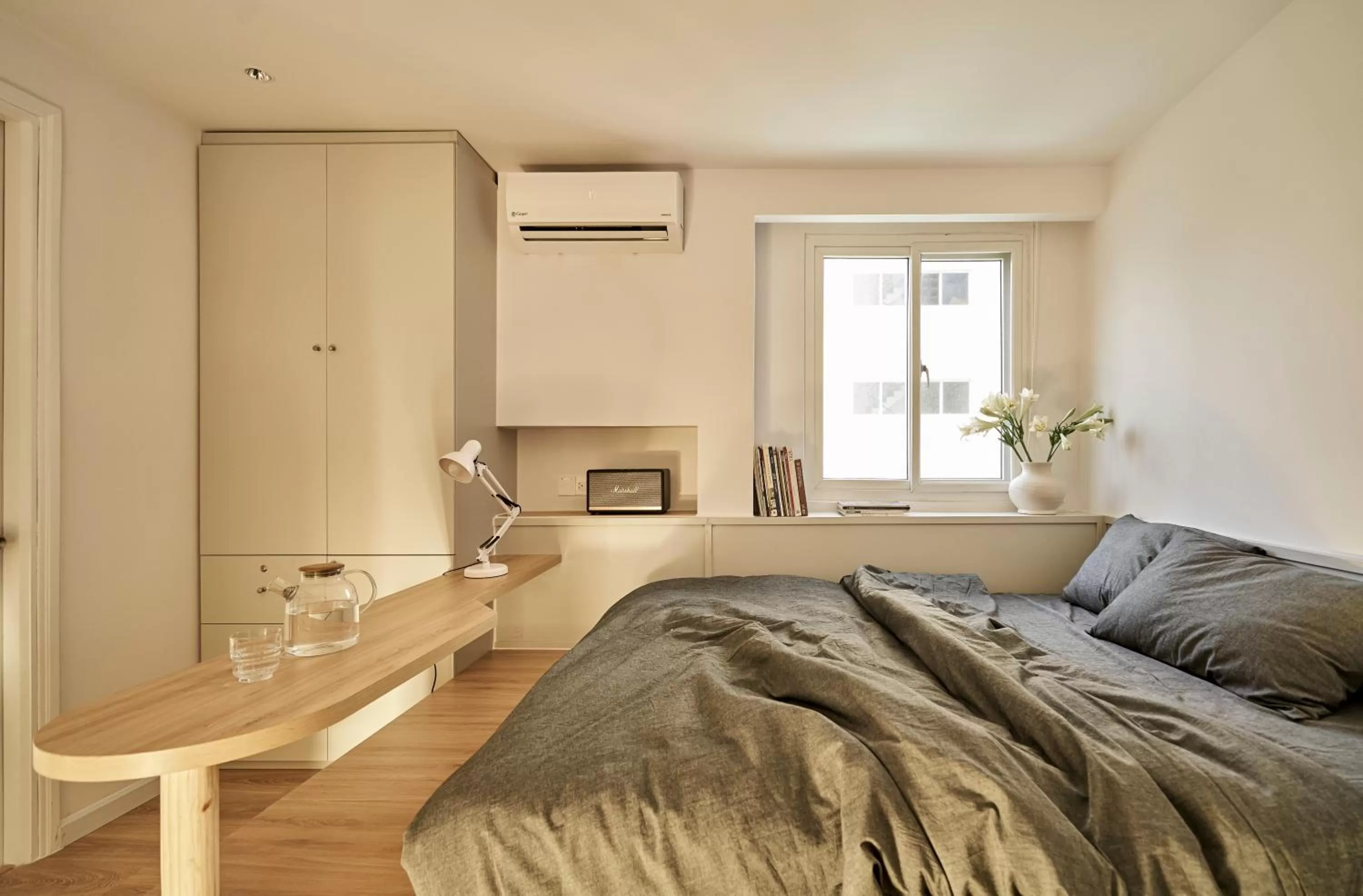 Bed in Express by M Village Đông Du