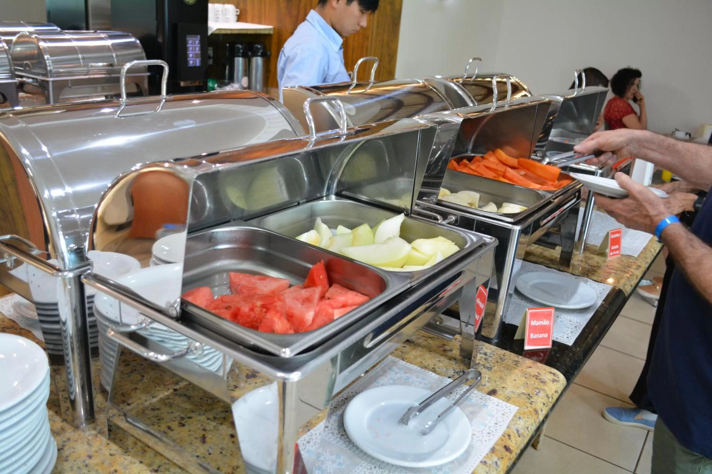 Food and drinks in Sara Palace Hotel