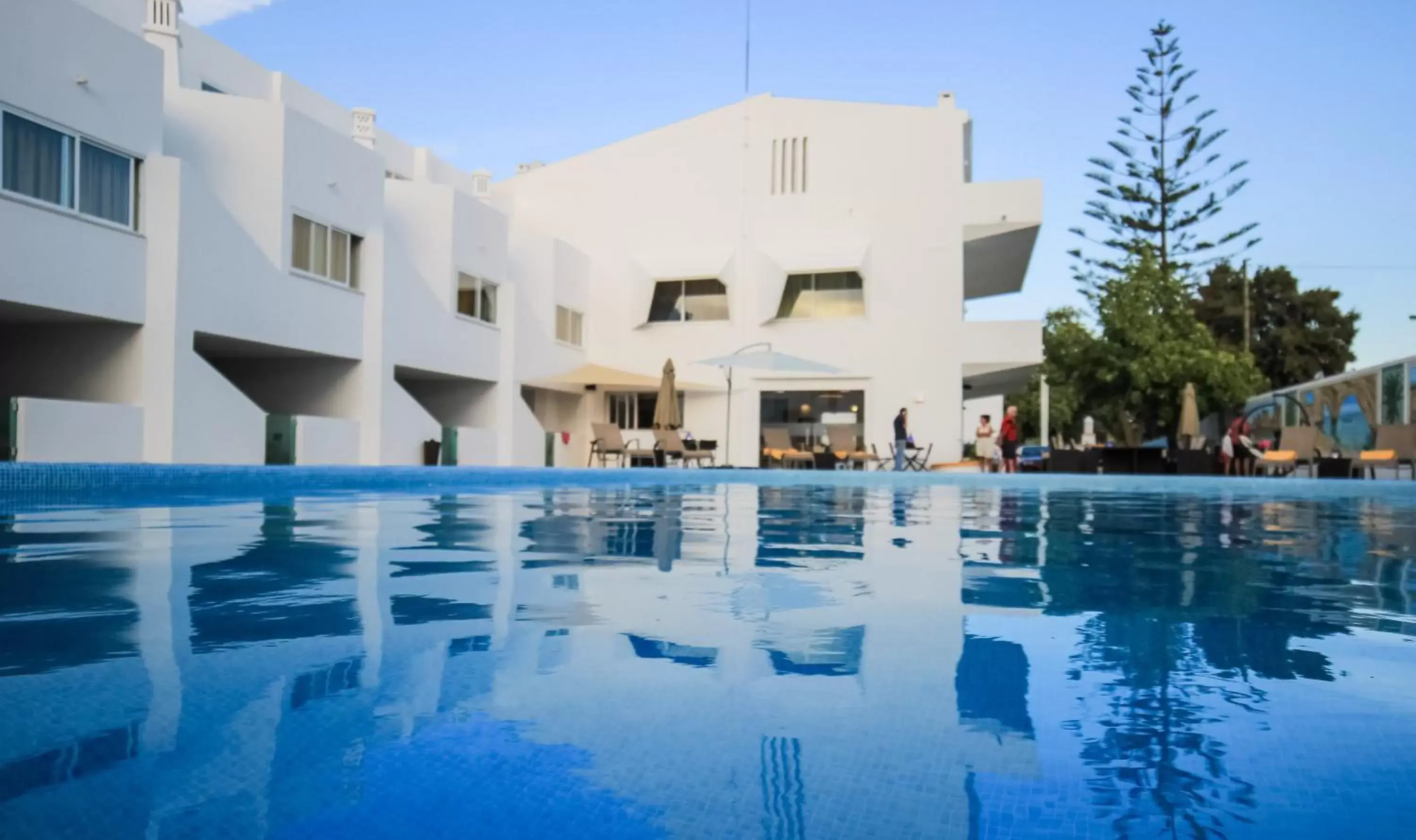 Property building, Swimming Pool in Lagoa Hotel