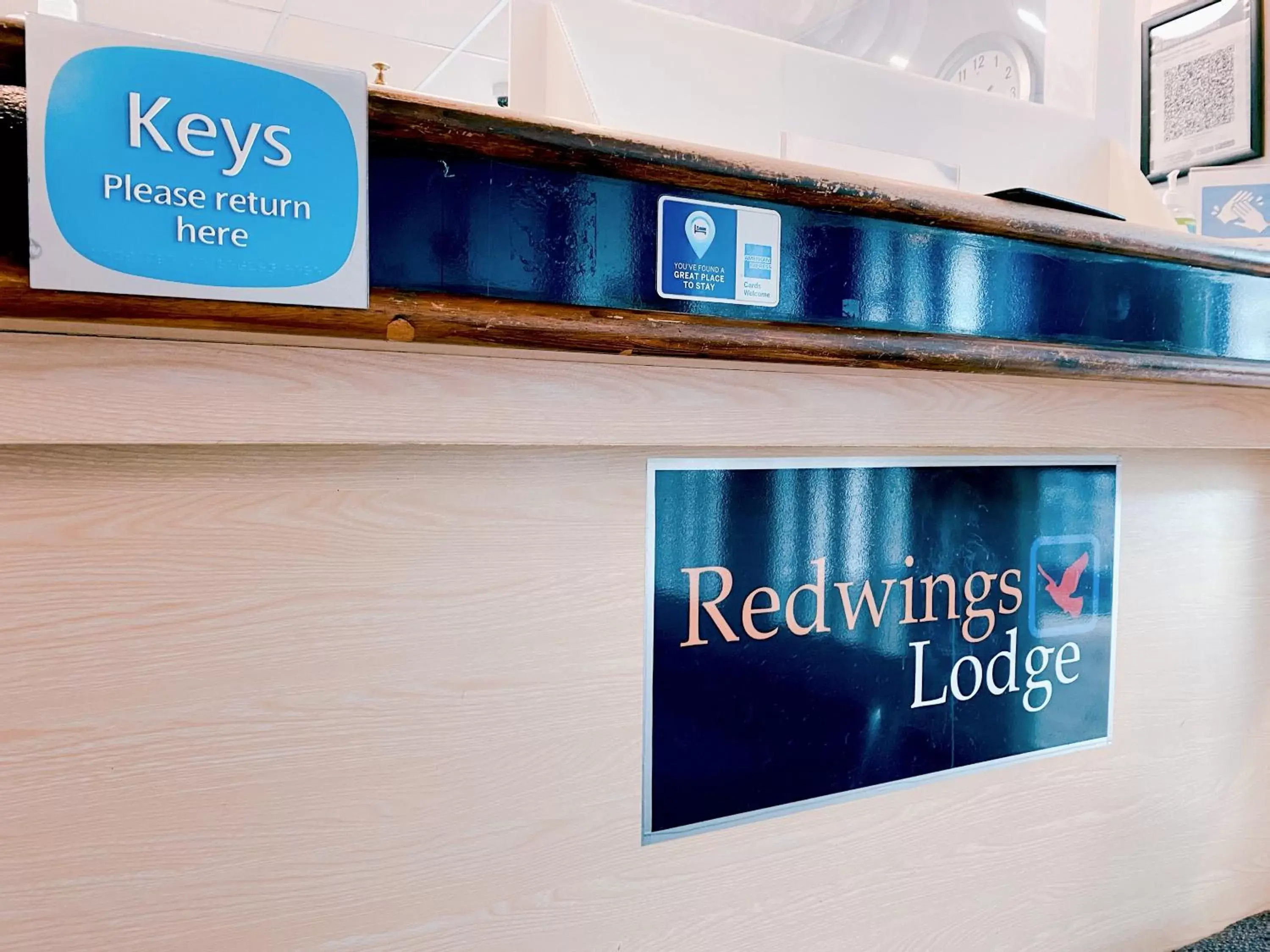 Lobby or reception, Property Logo/Sign in Redwings Lodge Rutland