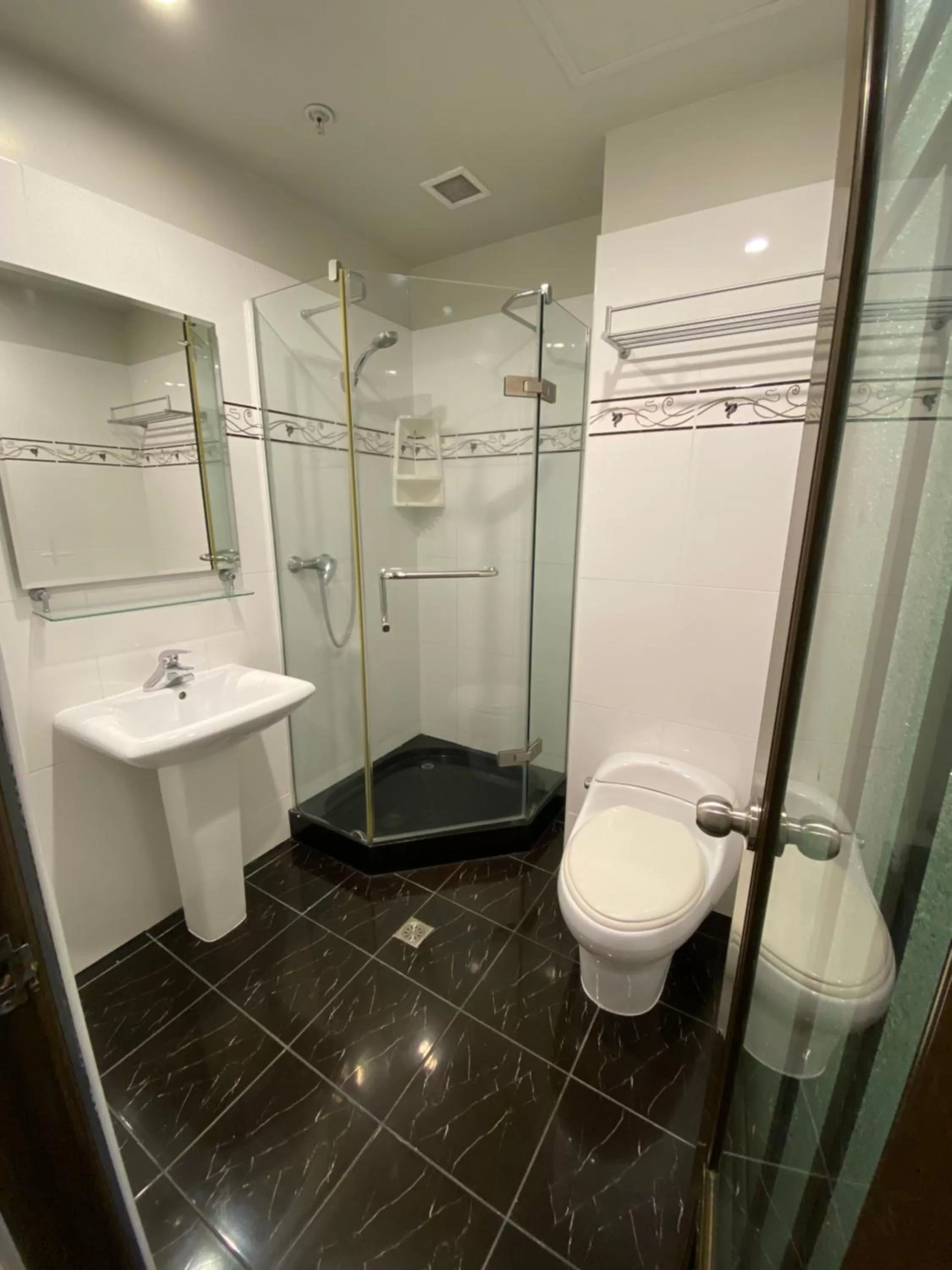 Bathroom in Trinity Hotel