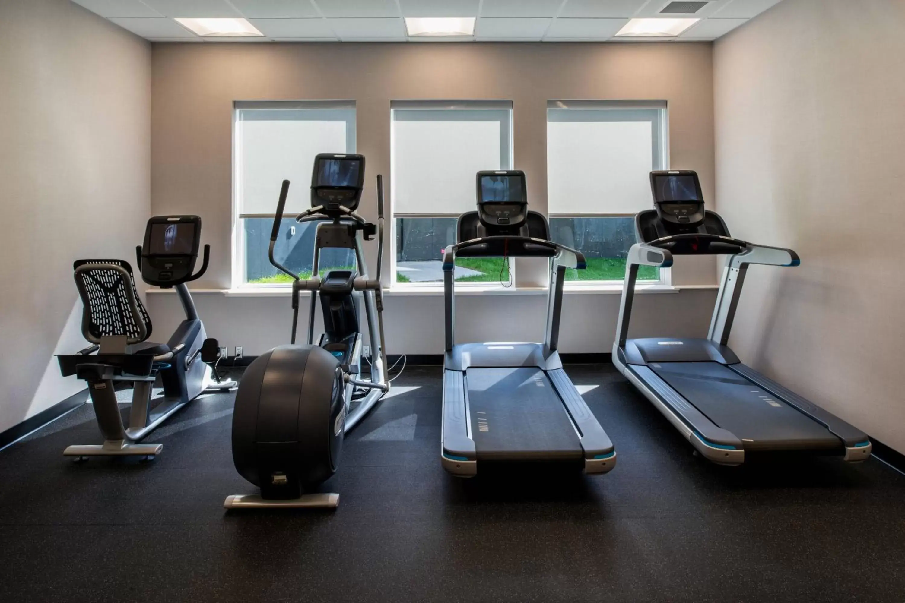 Fitness centre/facilities, Fitness Center/Facilities in TownePlace Suites by Marriott Saskatoon