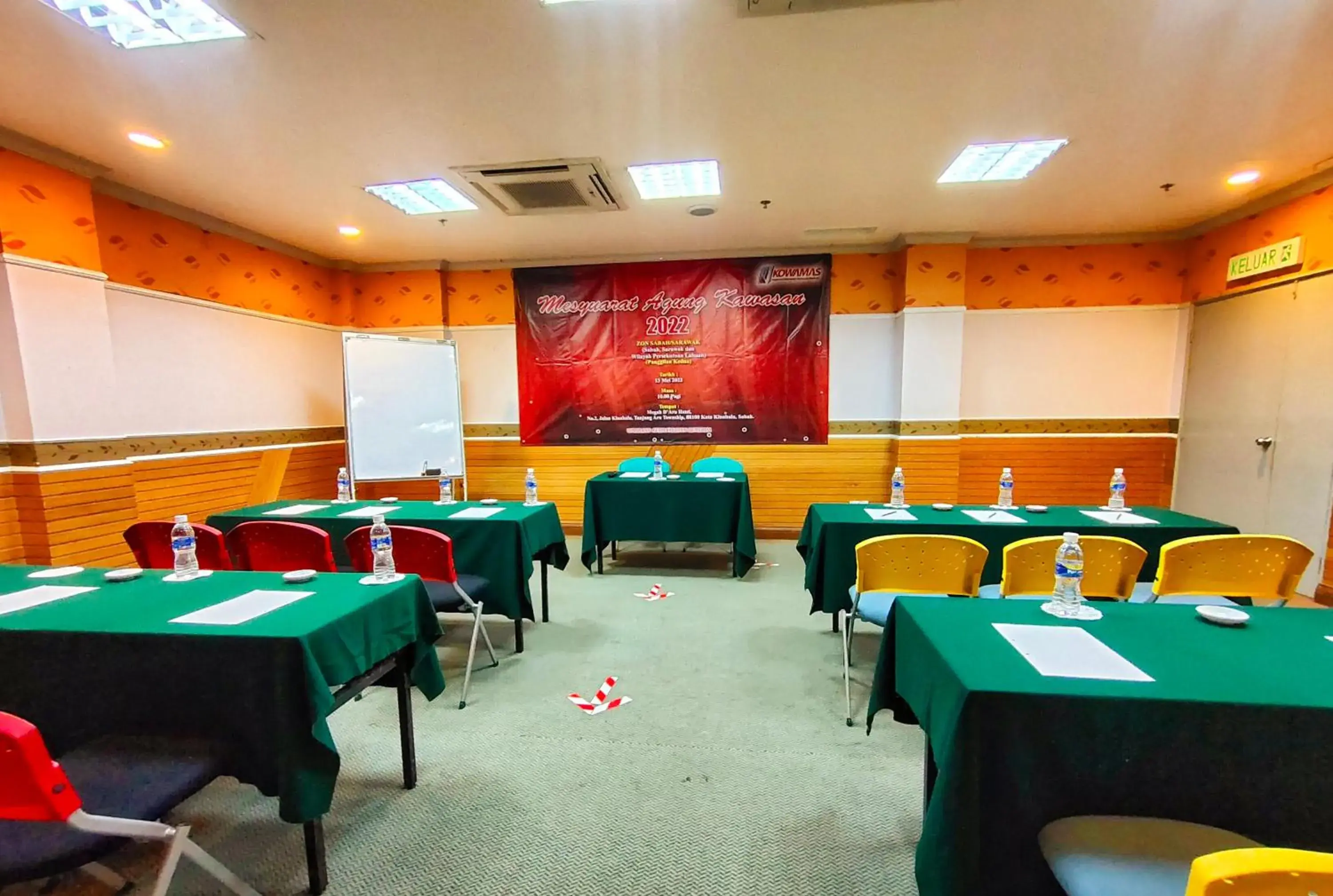 Meeting/conference room in Megah D'Aru Hotel