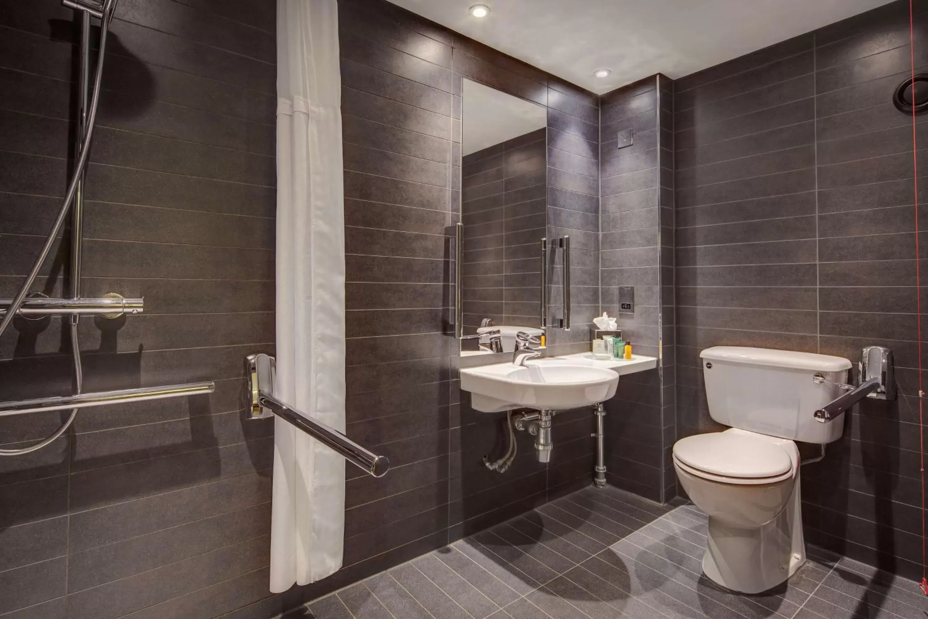 Bathroom in Hilton Leeds City