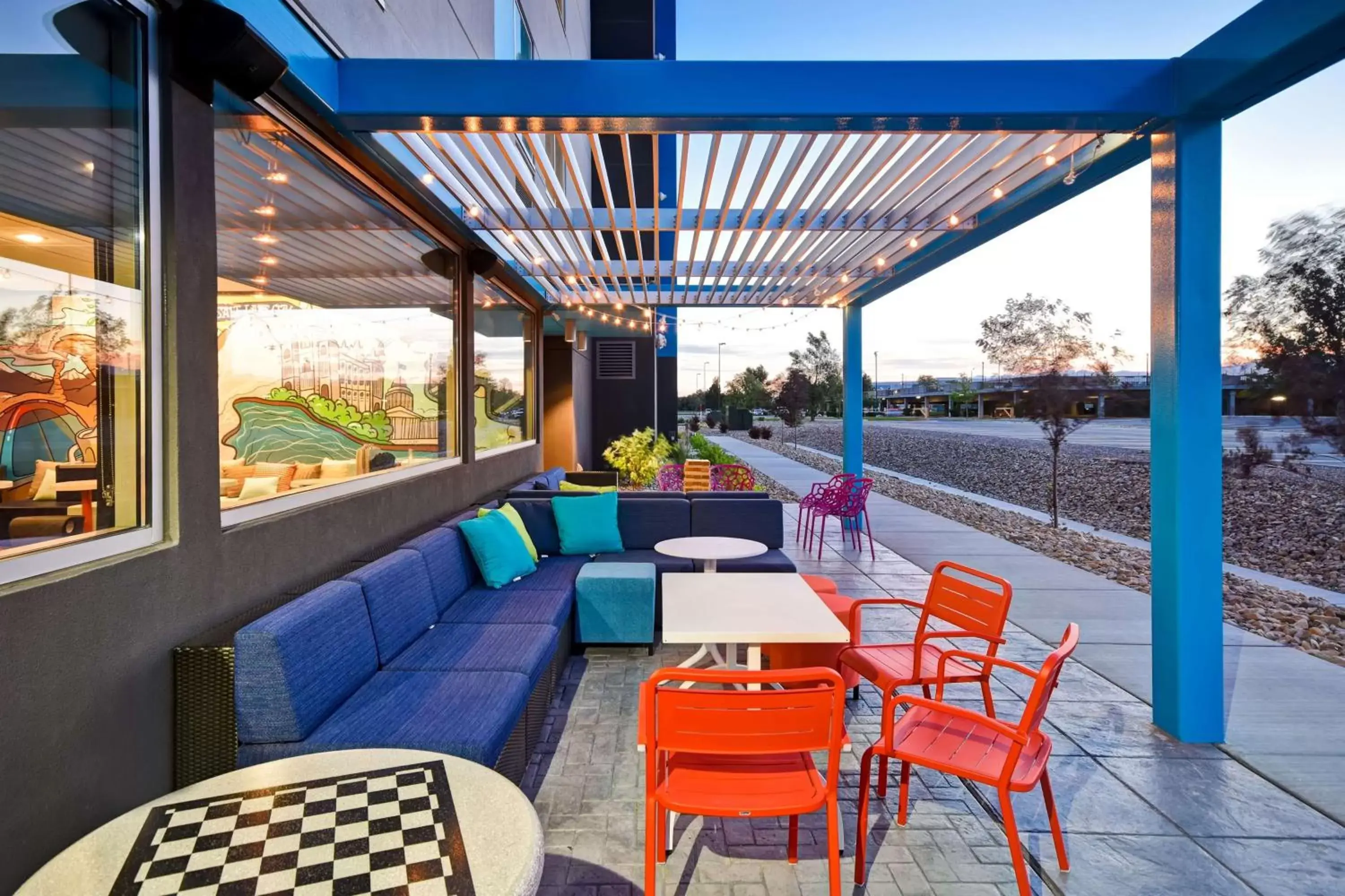 Patio in Tru By Hilton Salt Lake City Airport