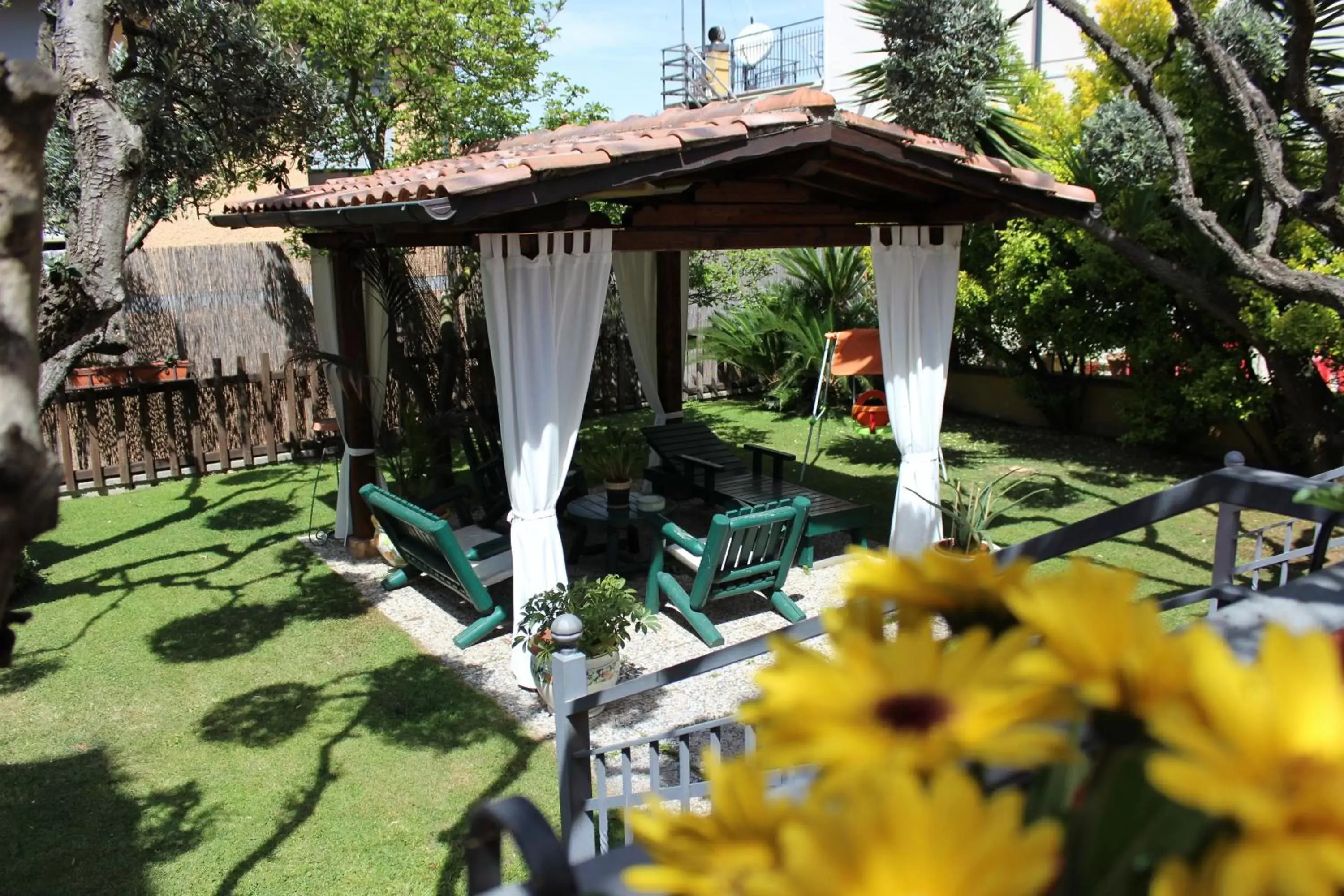 Garden in Hotel Nespolo D'Oro