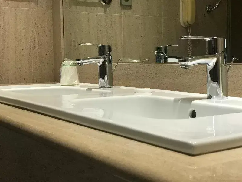 Bathroom in Hotel Palacio del Mar