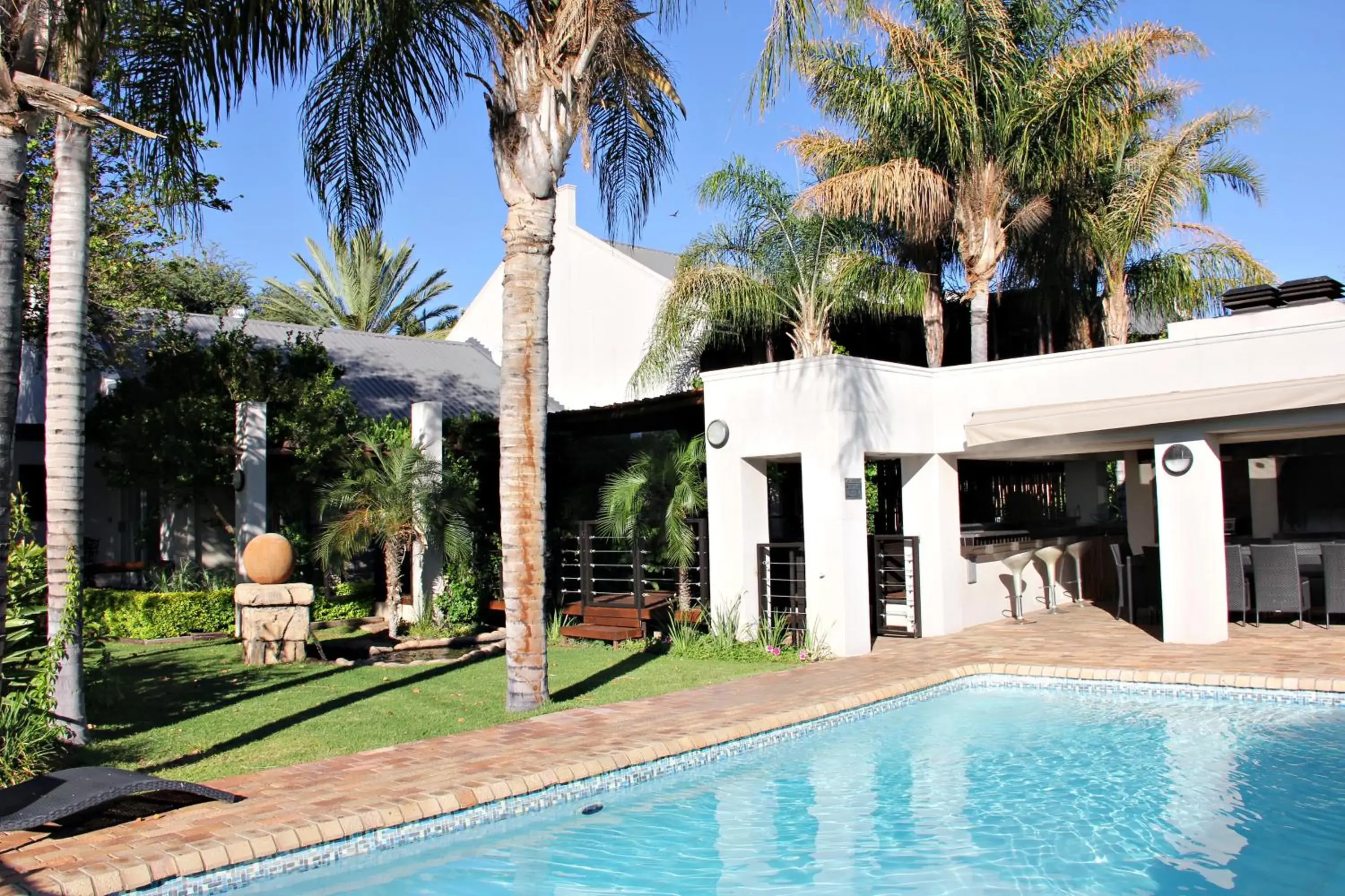 Swimming Pool in Browns Manor