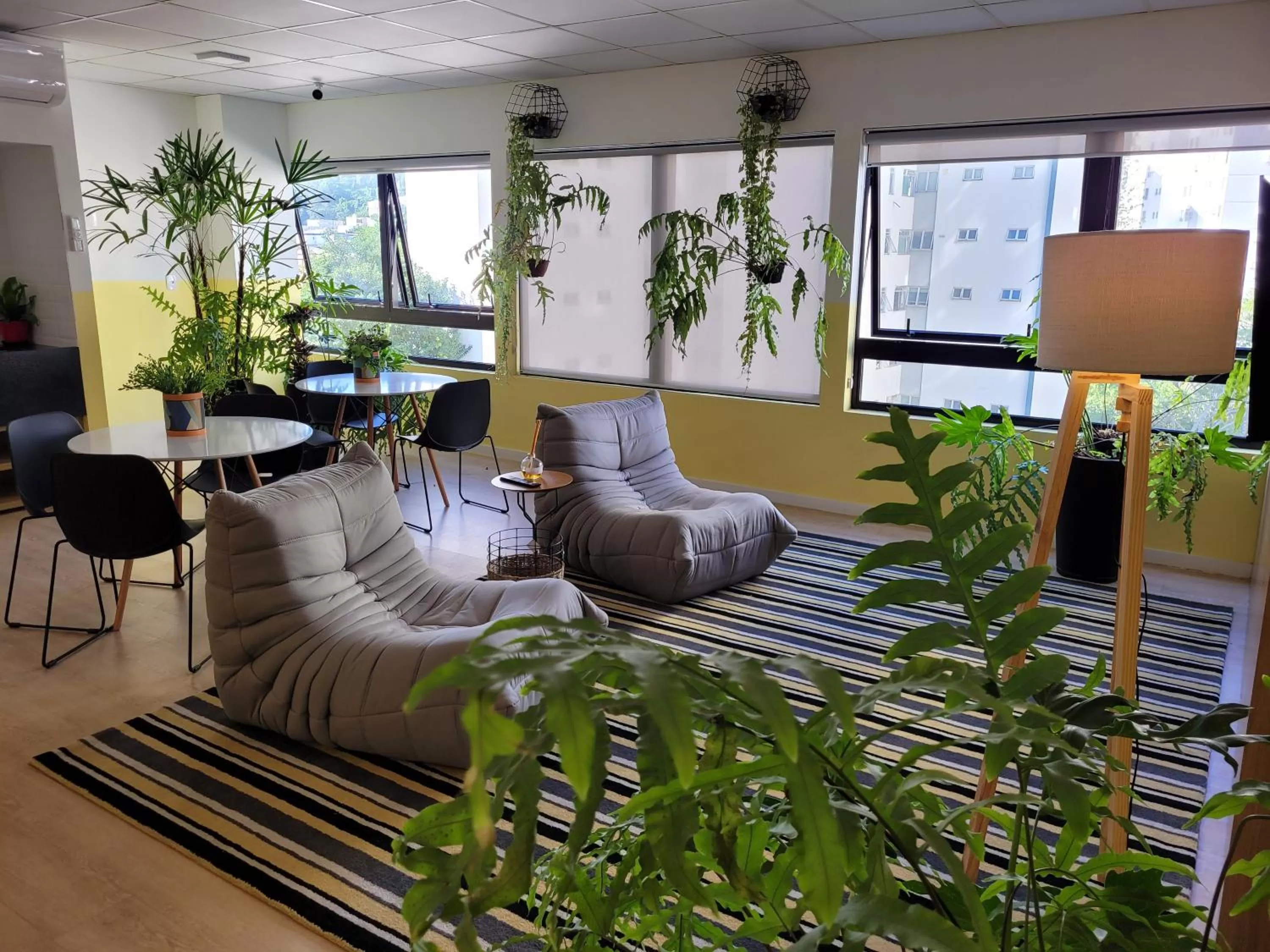 Communal lounge/ TV room in Bewiki