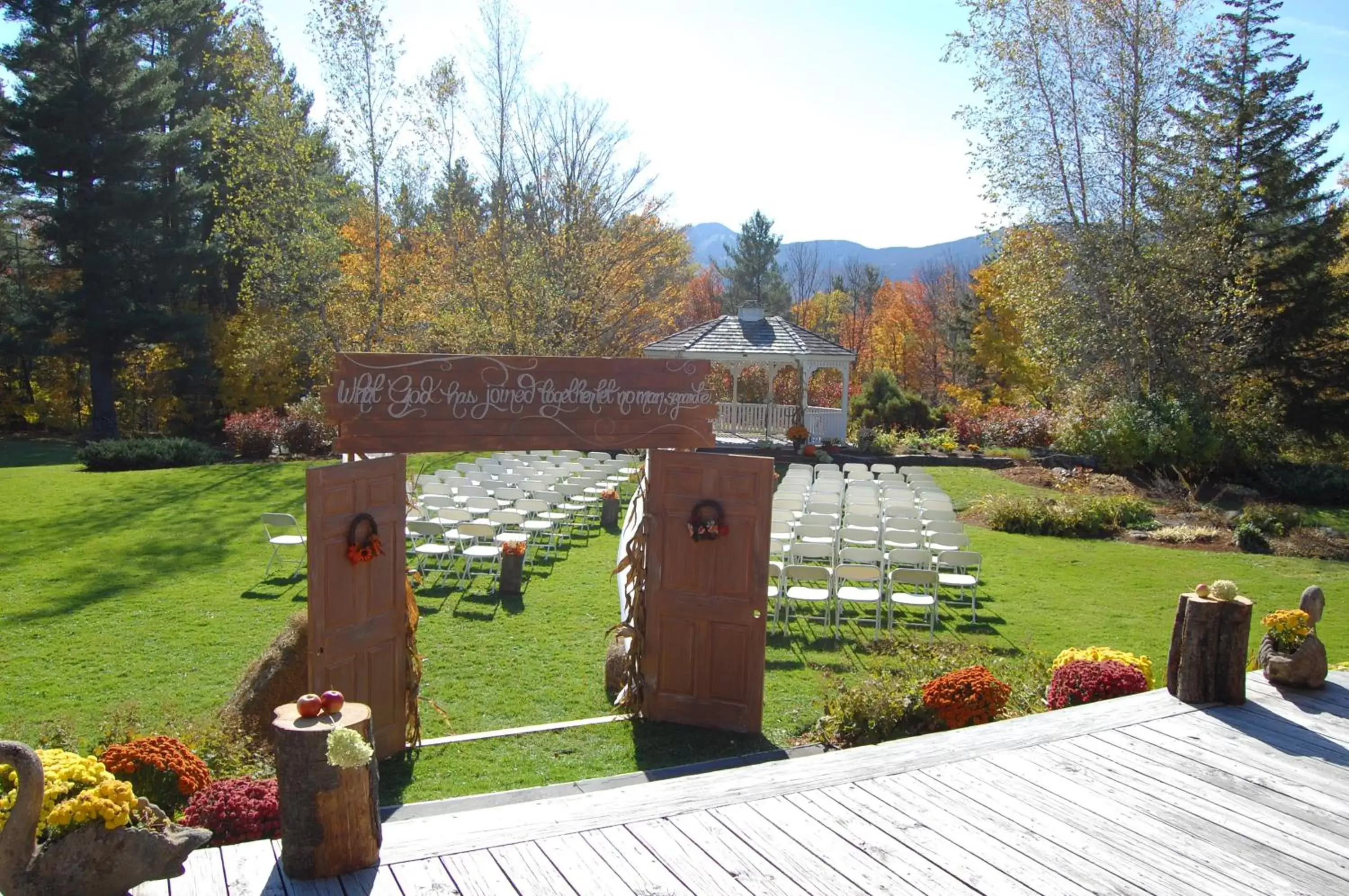 Garden in Summit Lodge