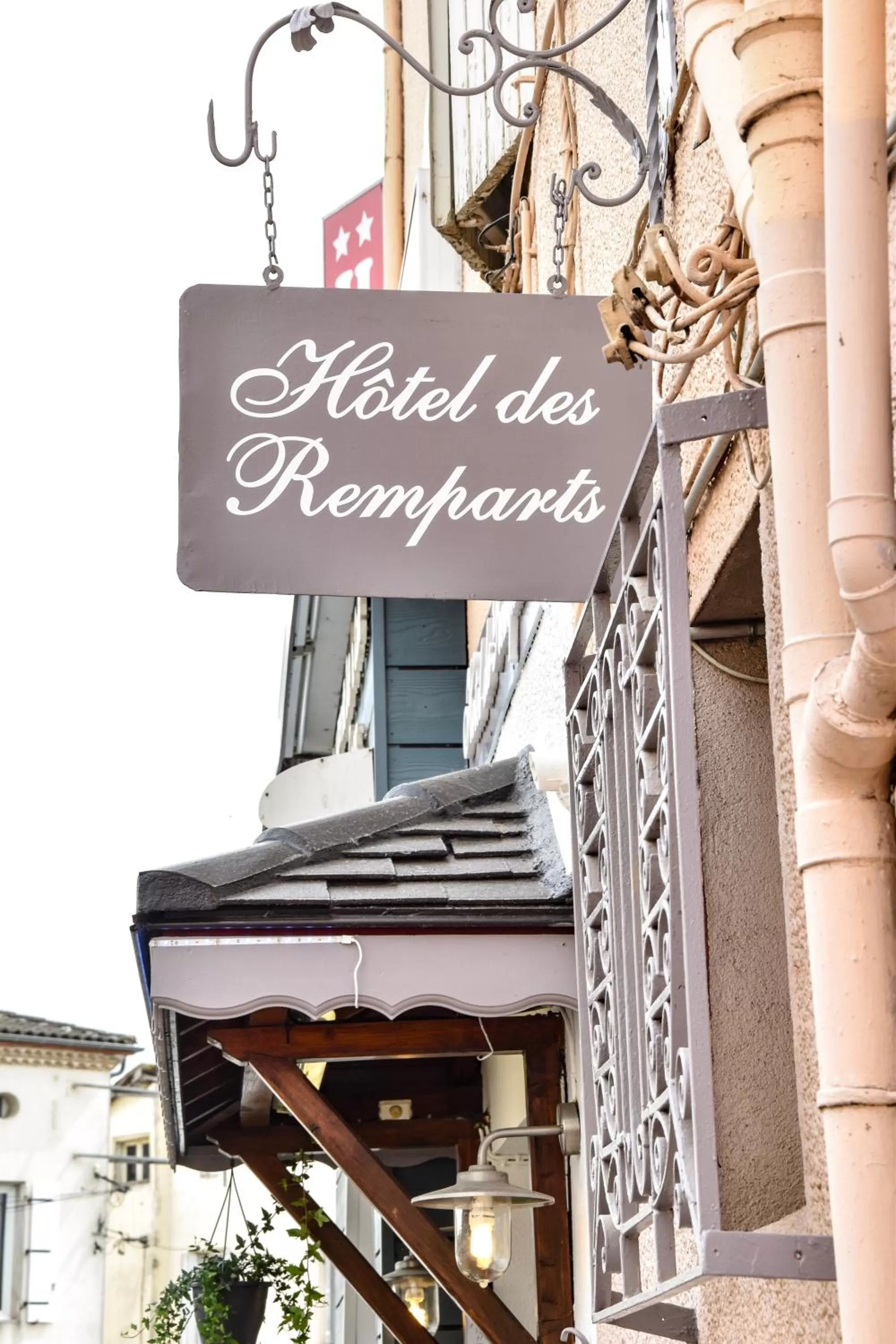 Logo/Certificate/Sign in Hotel des Remparts