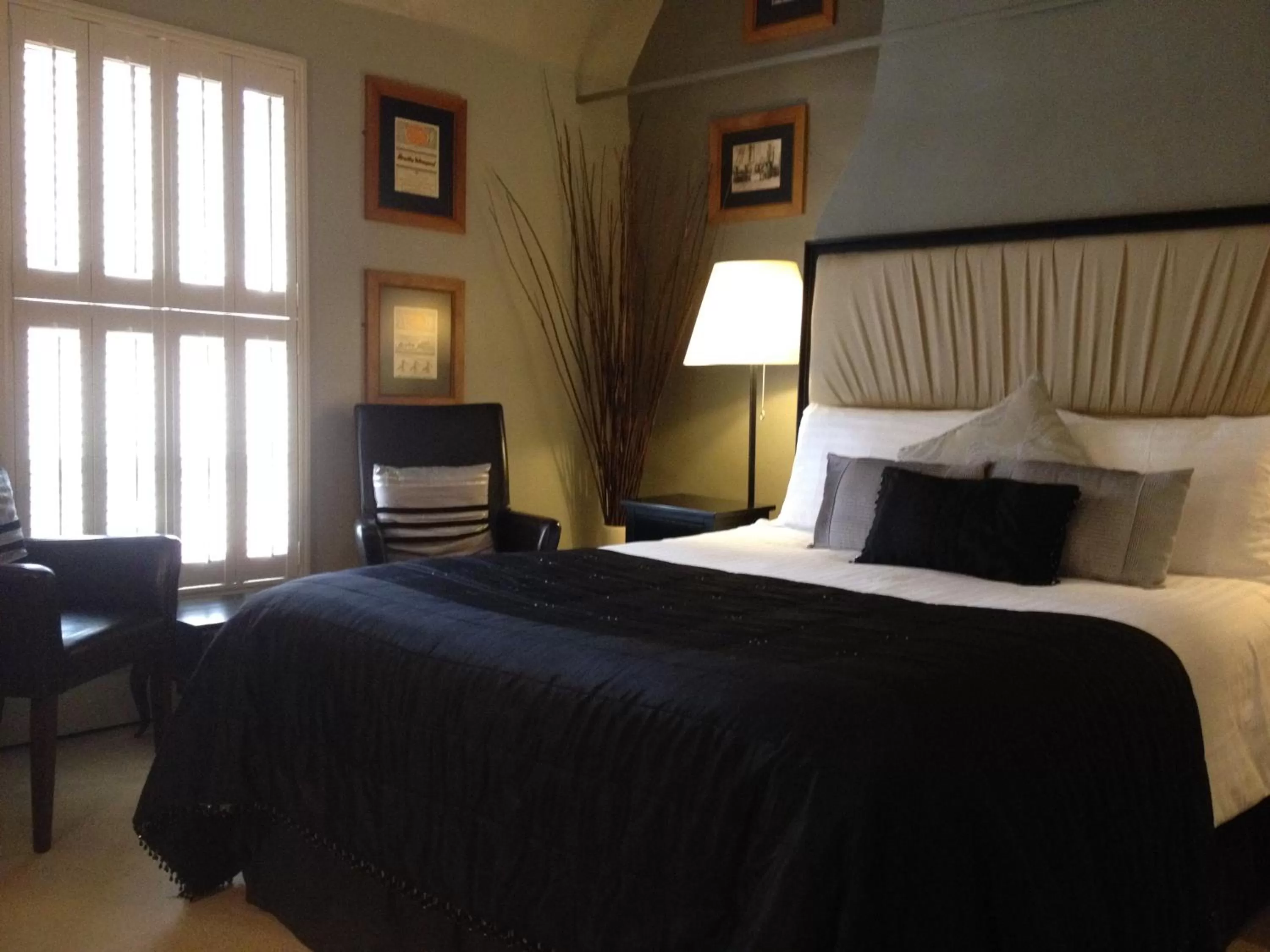 Deluxe King Room - single occupancy in The Brewery Tap