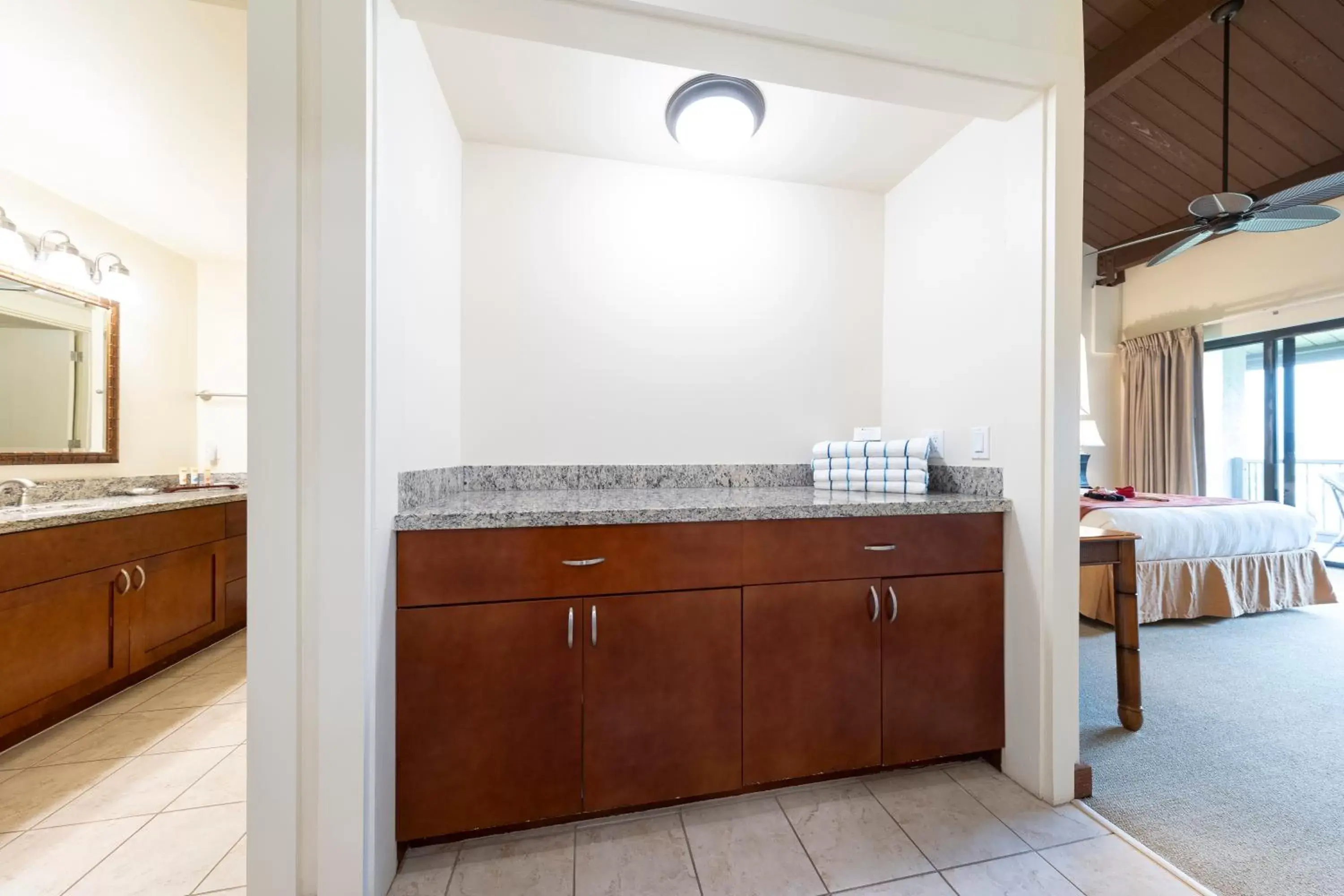 Photo of the whole room, Bathroom in Hanalei Bay Resort