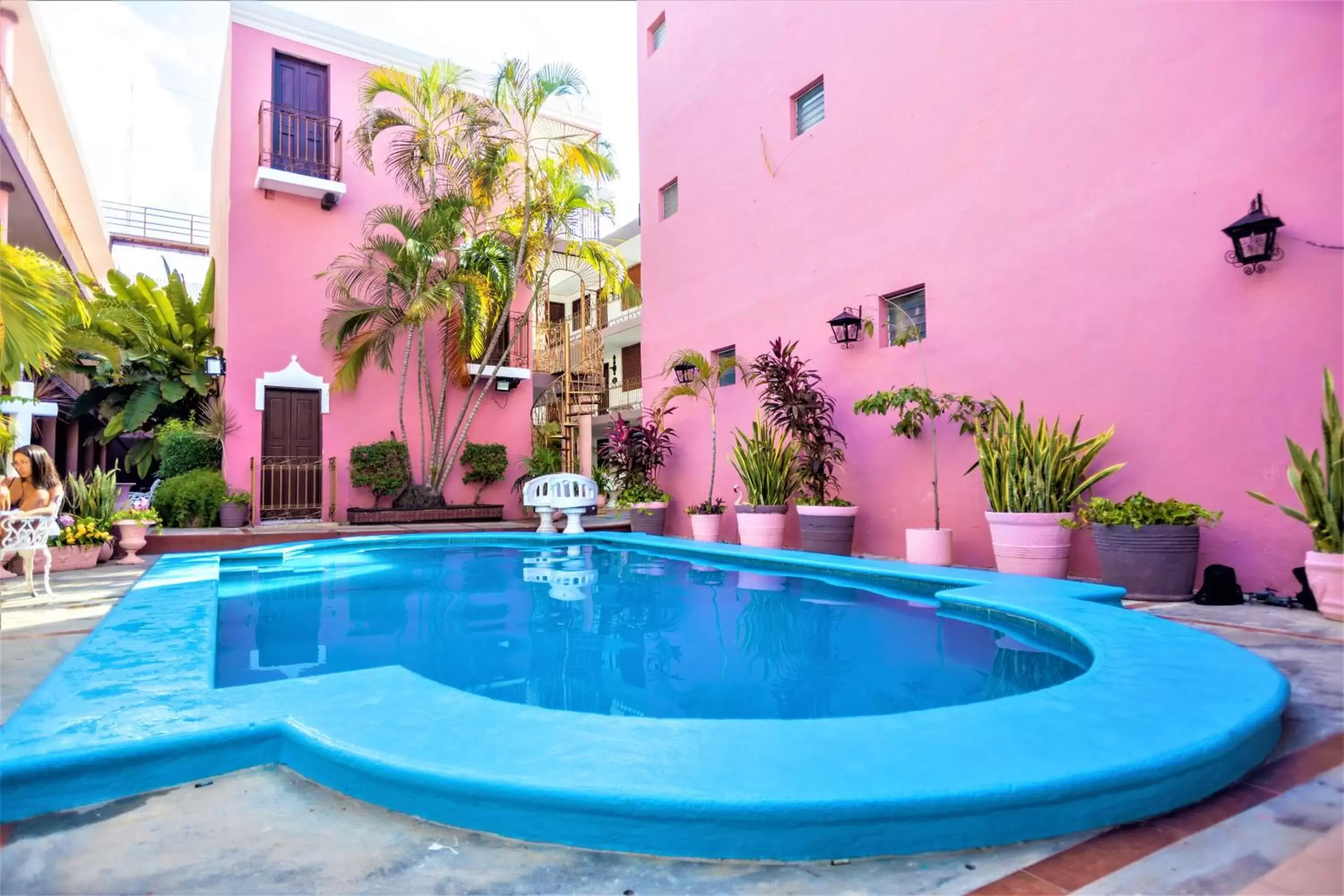 Swimming Pool in Hotel Santa Lucía