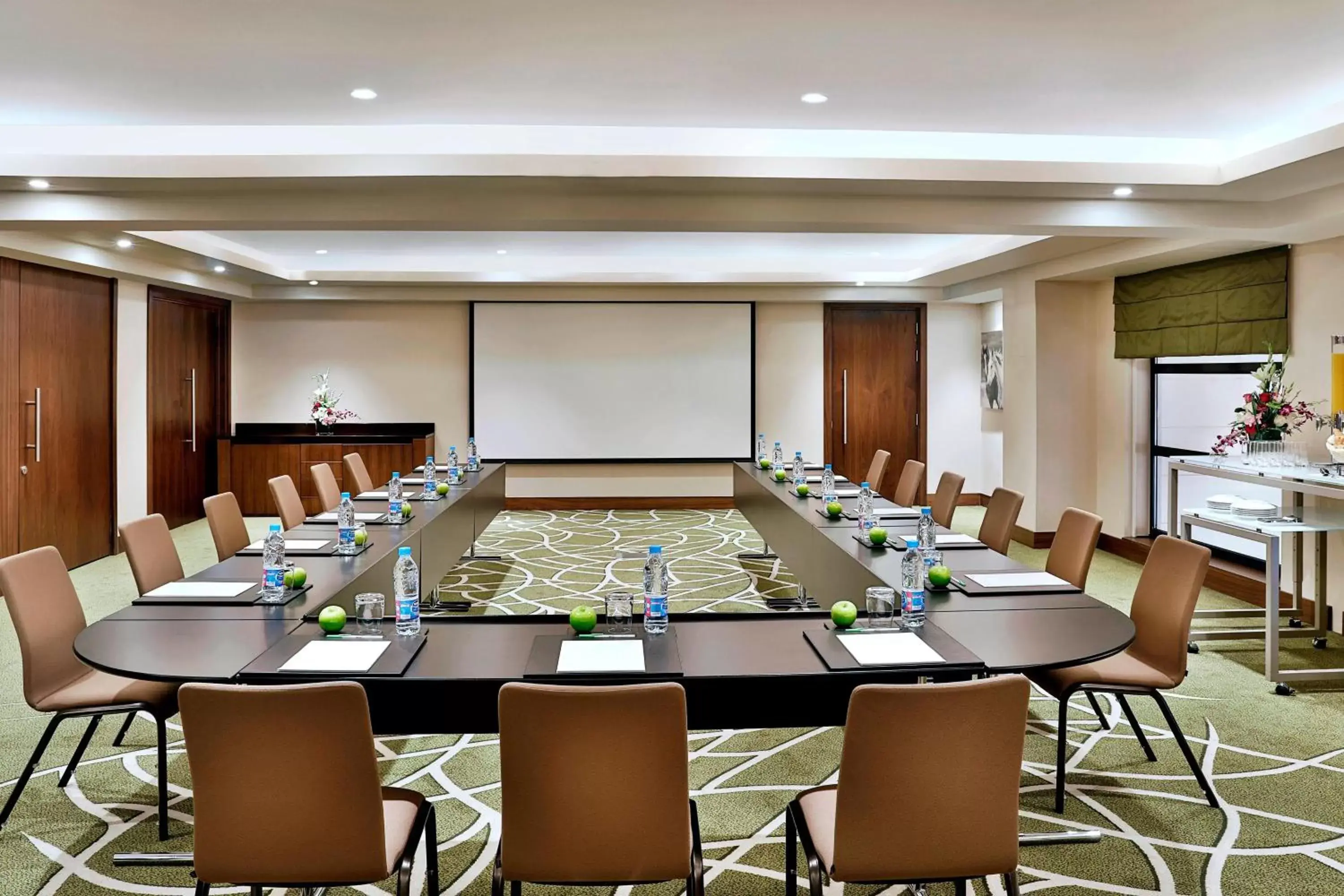 Meeting/conference room in Courtyard by Marriott Riyadh Olaya