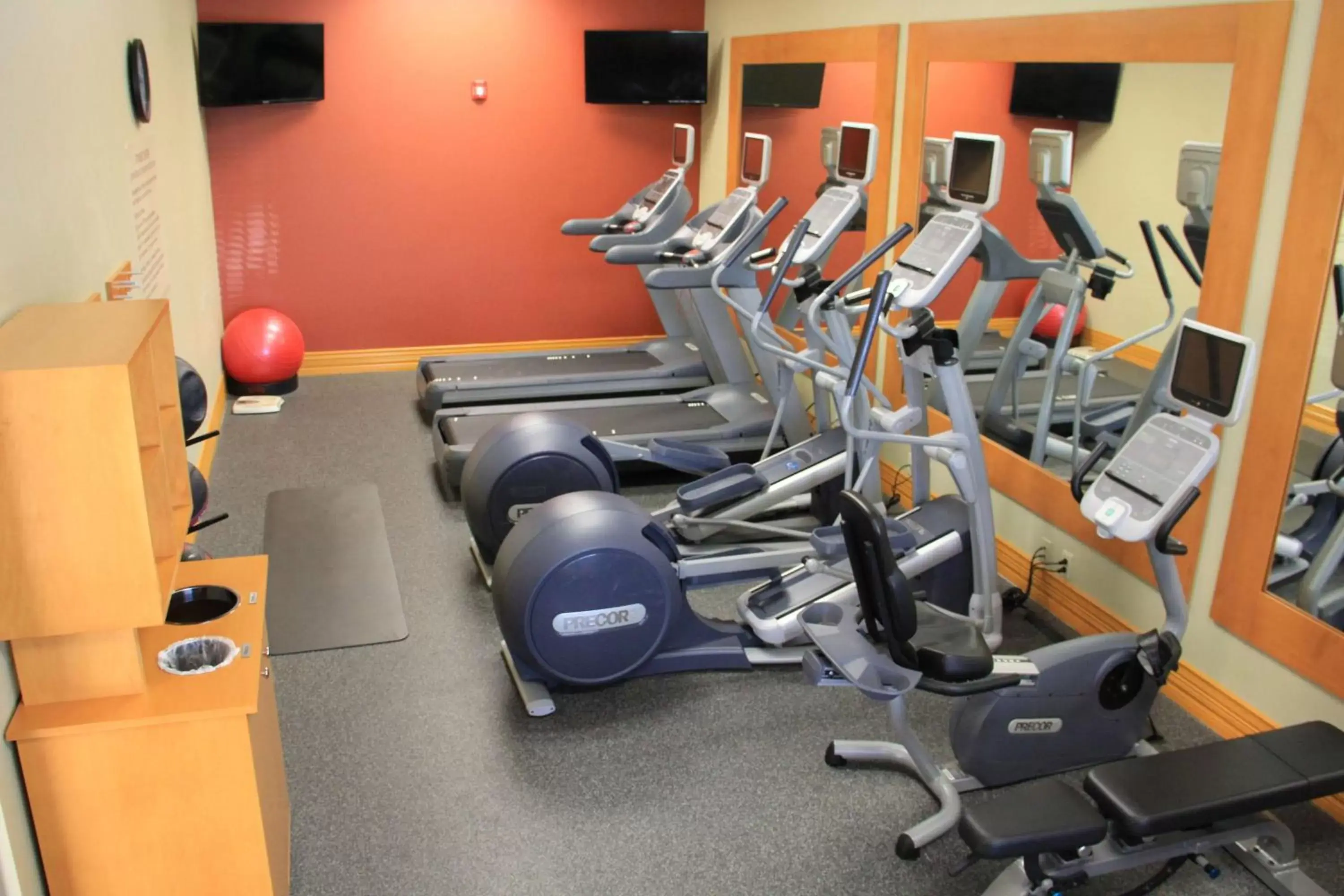 Fitness centre/facilities in Hilton Garden Inn Houston West Katy Fitness centre/facilities in Hilton Garden Inn Houston West Katy