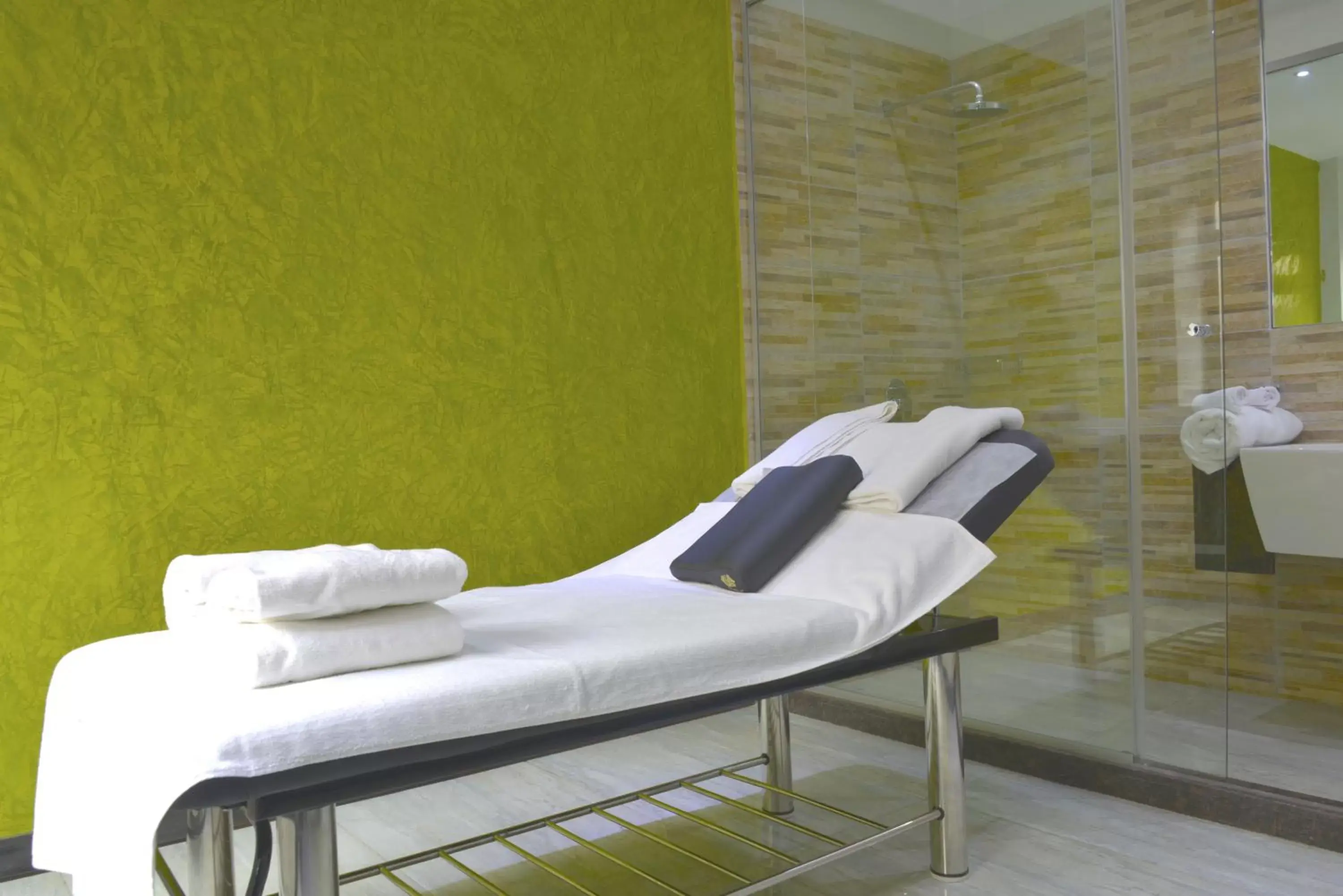 Spa and wellness centre/facilities, Spa/Wellness in La Maison Royale