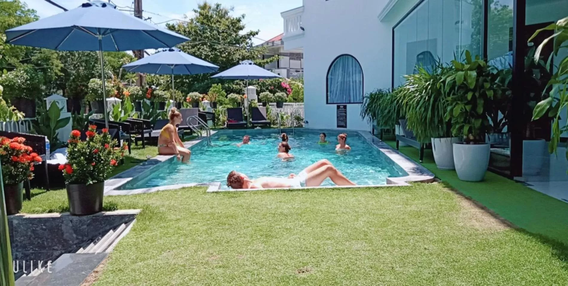 Swimming pool in Hoianation Villas Hotel