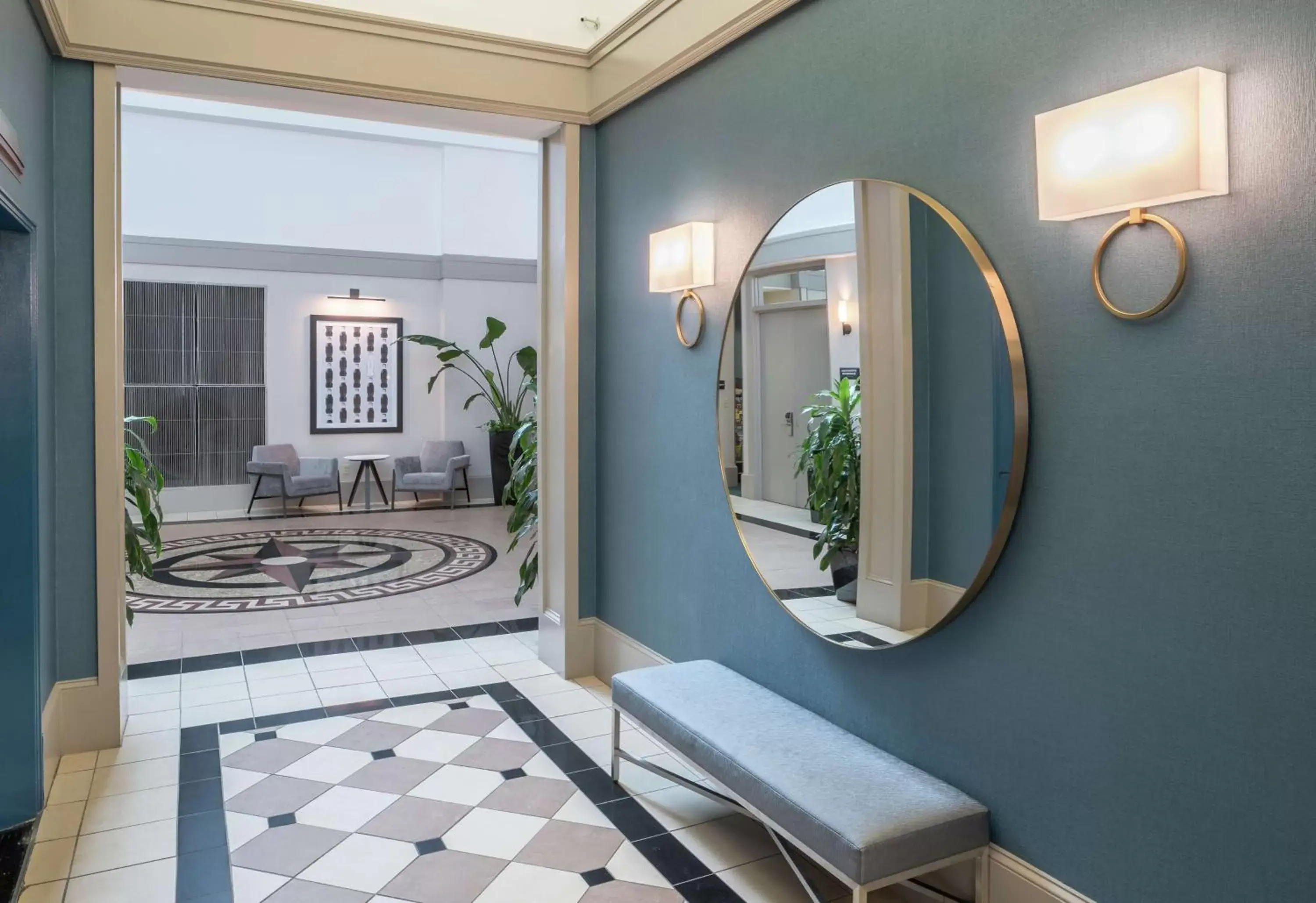 Lobby or reception, Bathroom in Hampton Inn & Suites Atlanta-Downtown