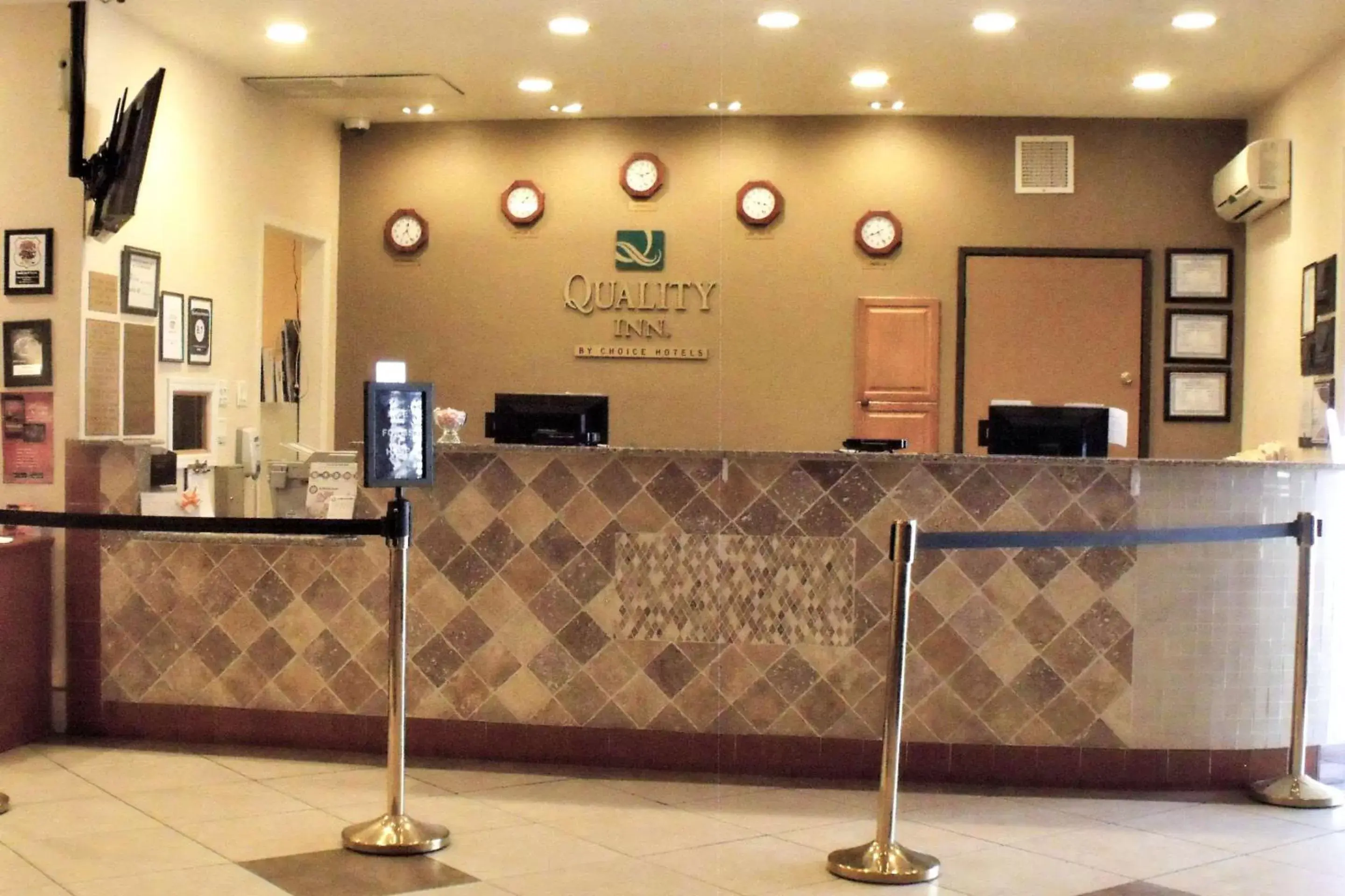 Lobby or reception, Lobby/Reception in Quality Inn Winslow I-40