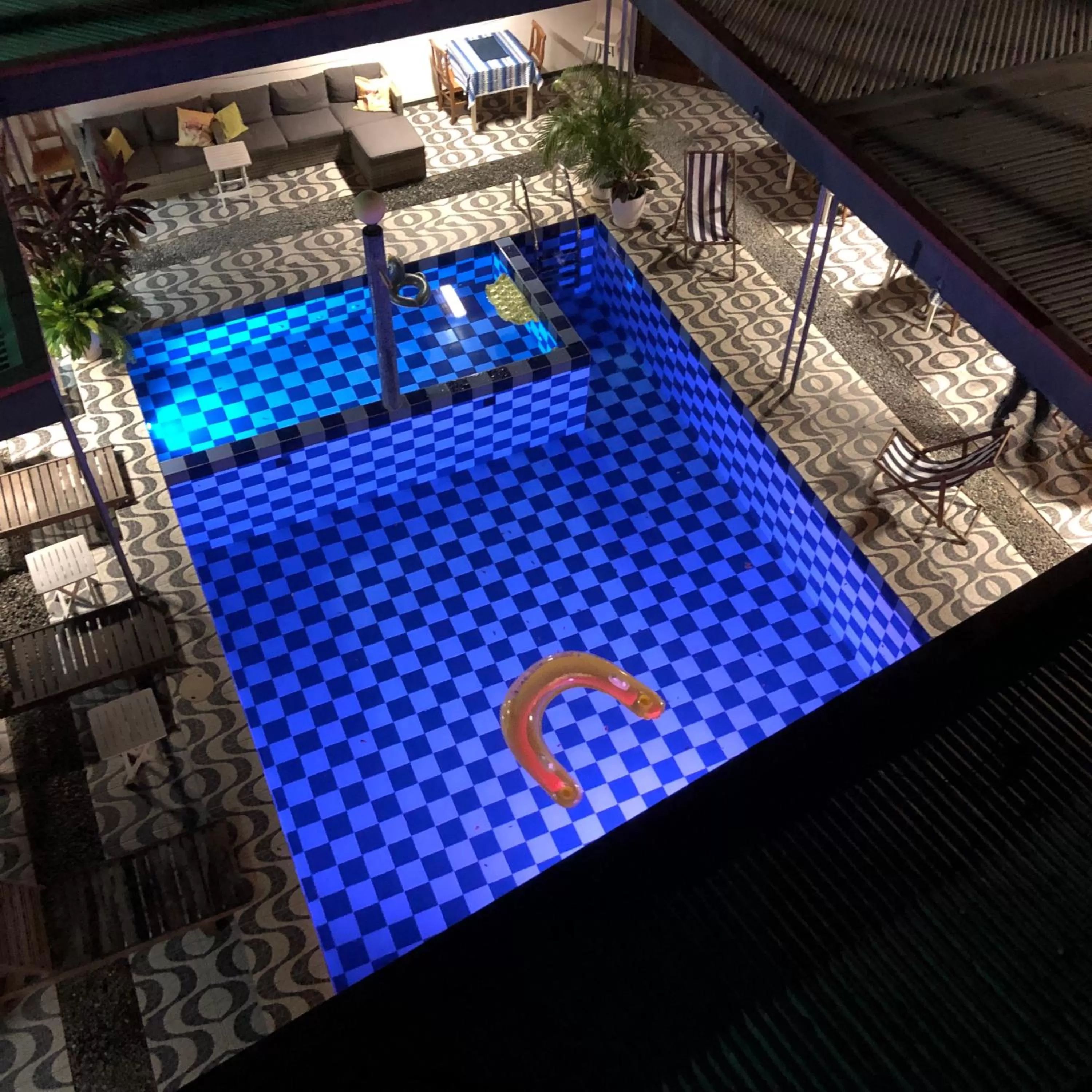 Pool view in Holland Lodge Paramaribo