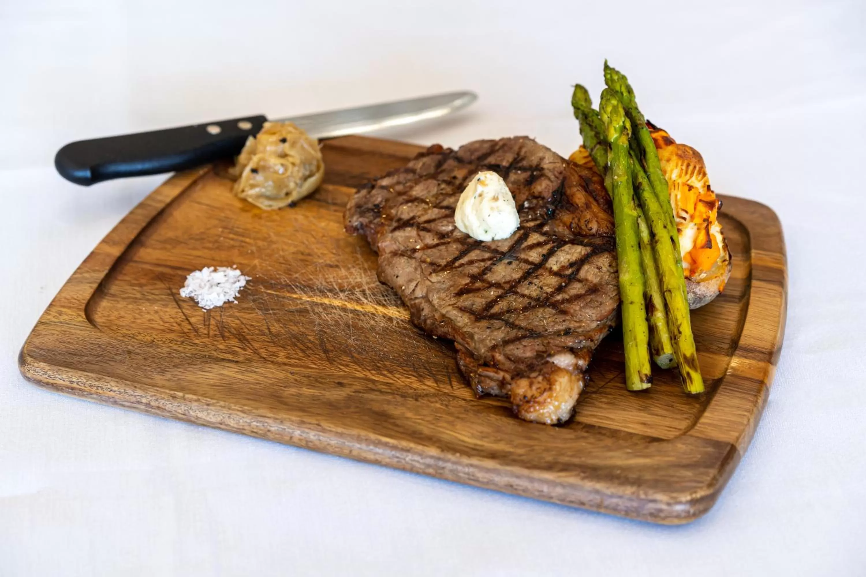 Food and drinks in Grand Williston Hotel and Conference Center