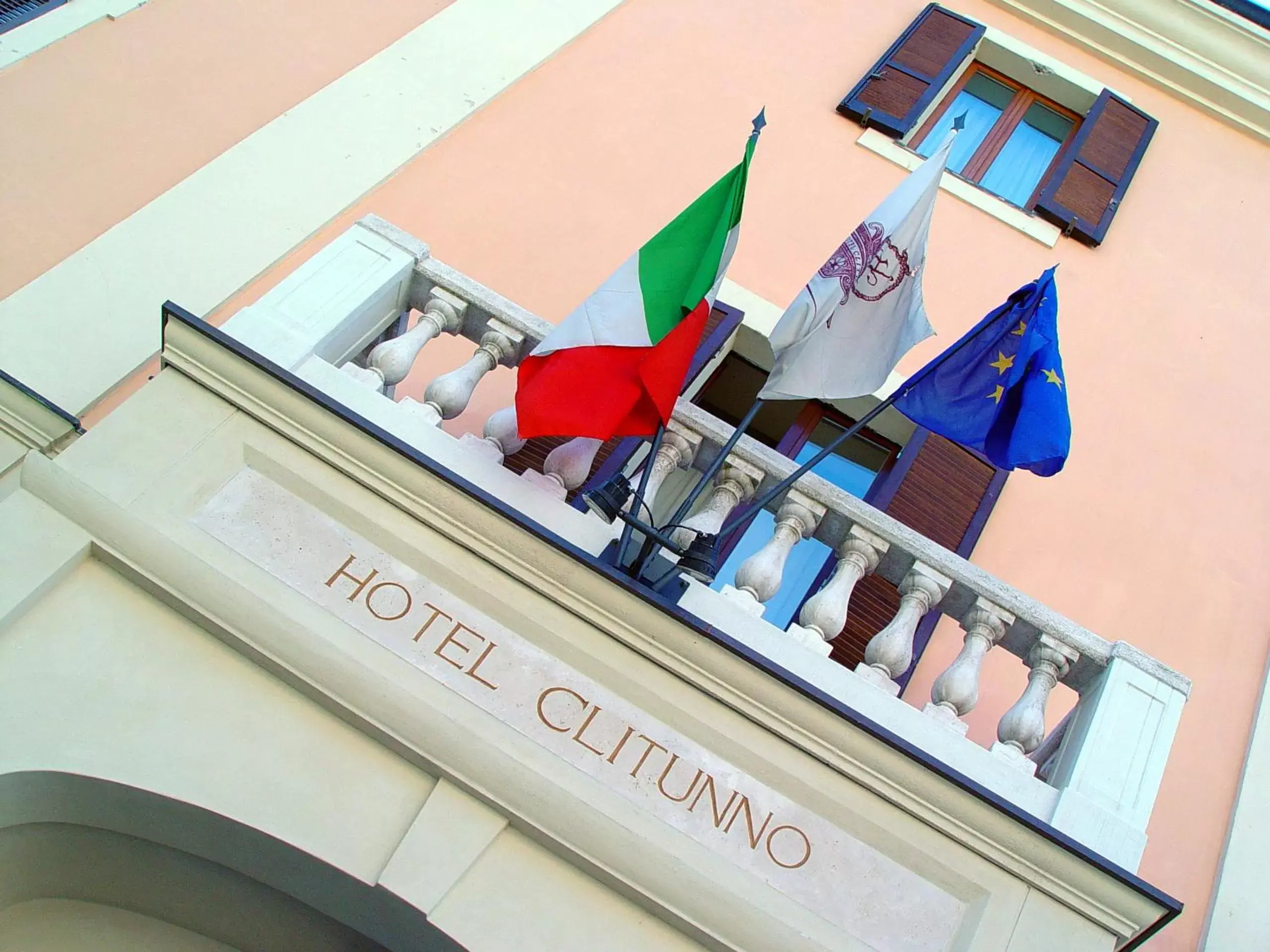 Facade/entrance in Hotel Clitunno