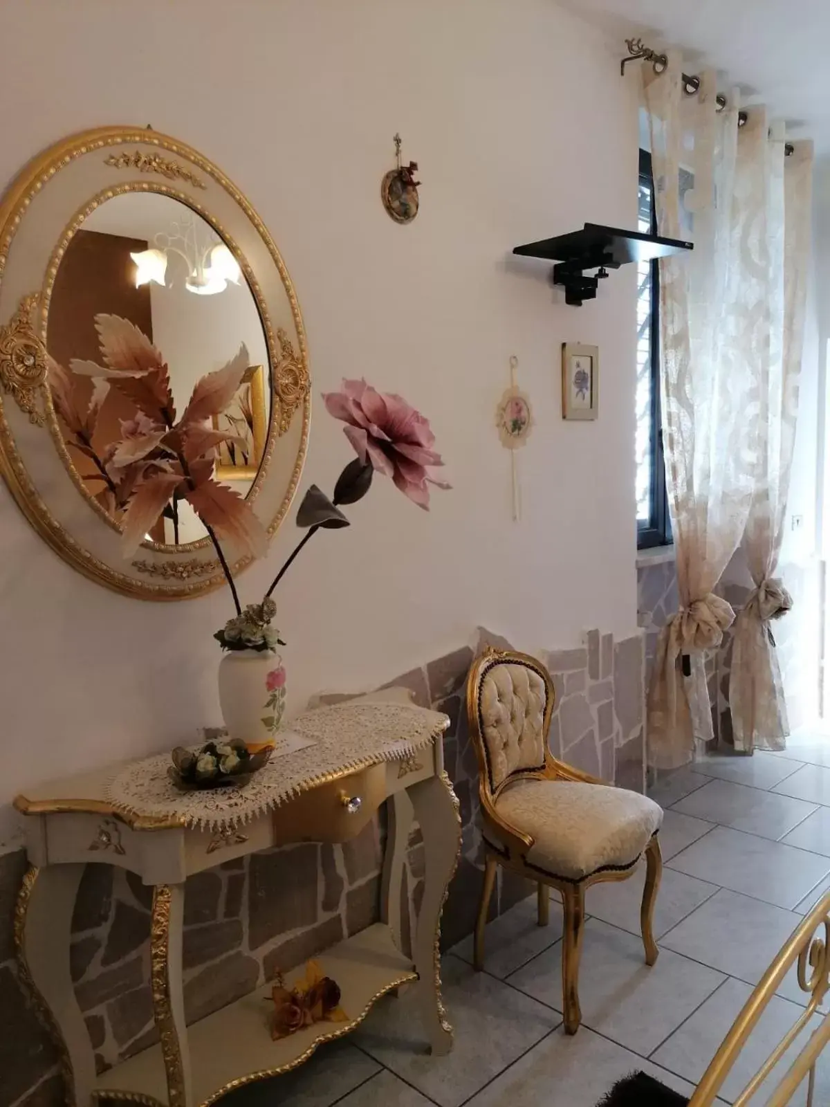 Dining Area in L'Isola Felice e Trulli Sotto Le Stelle