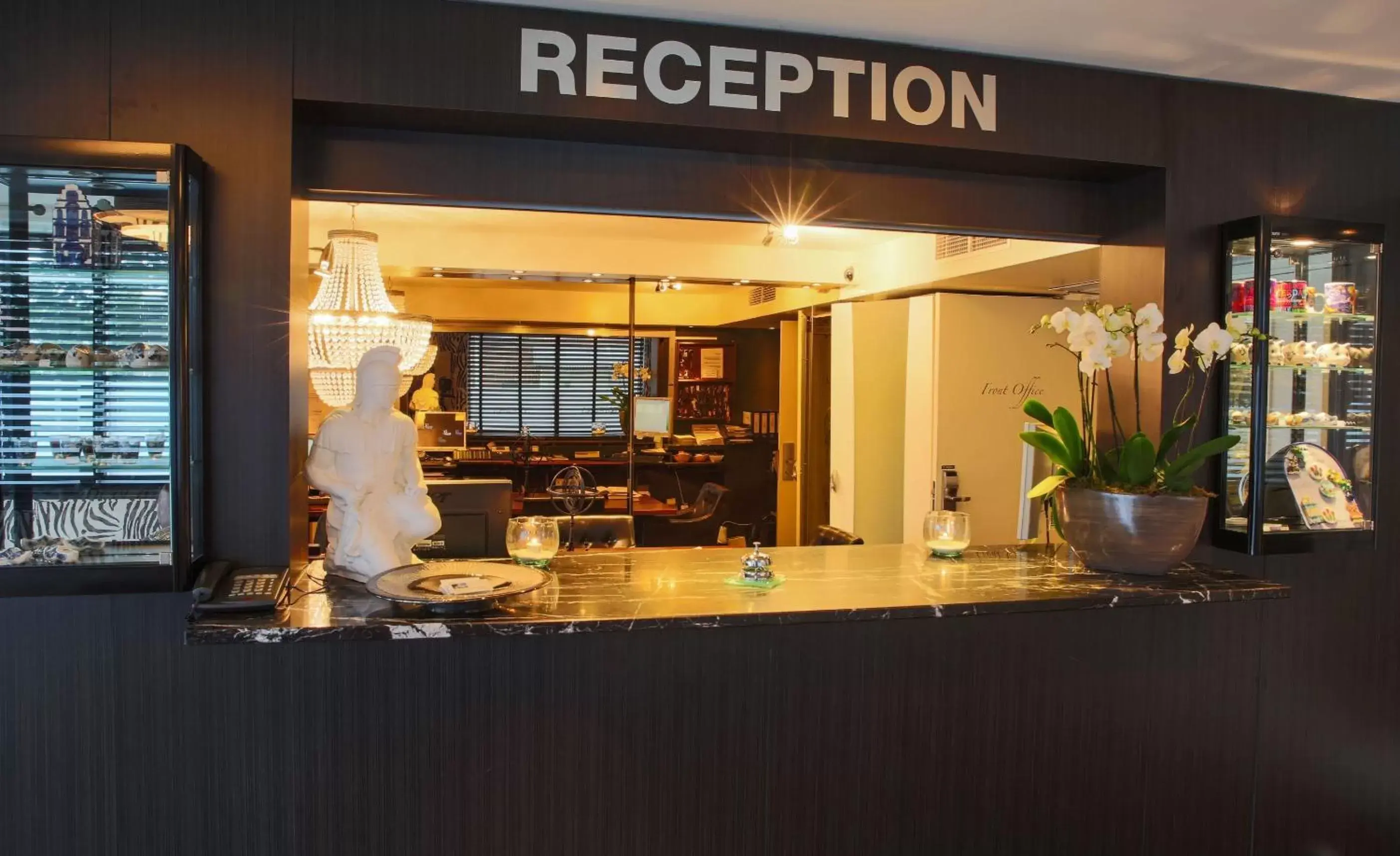 Lobby or reception in Hotel Chariot
